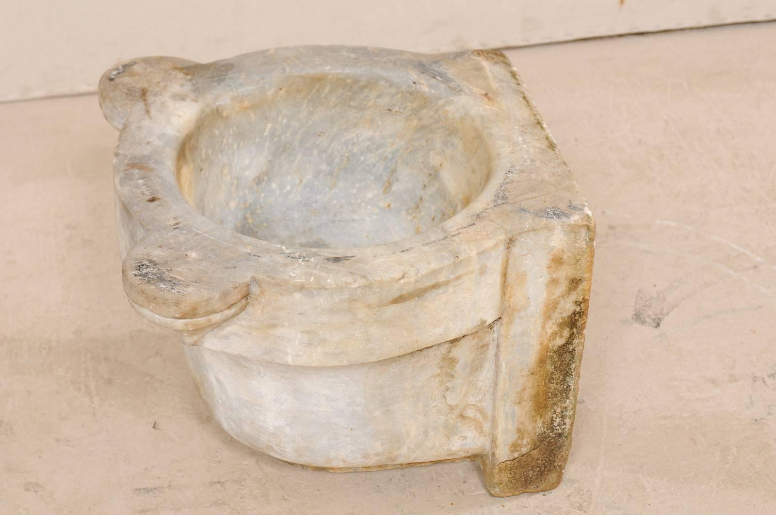 Turkish Hammam Hand-Carved Marble Wash Basin from the 19th Century 6