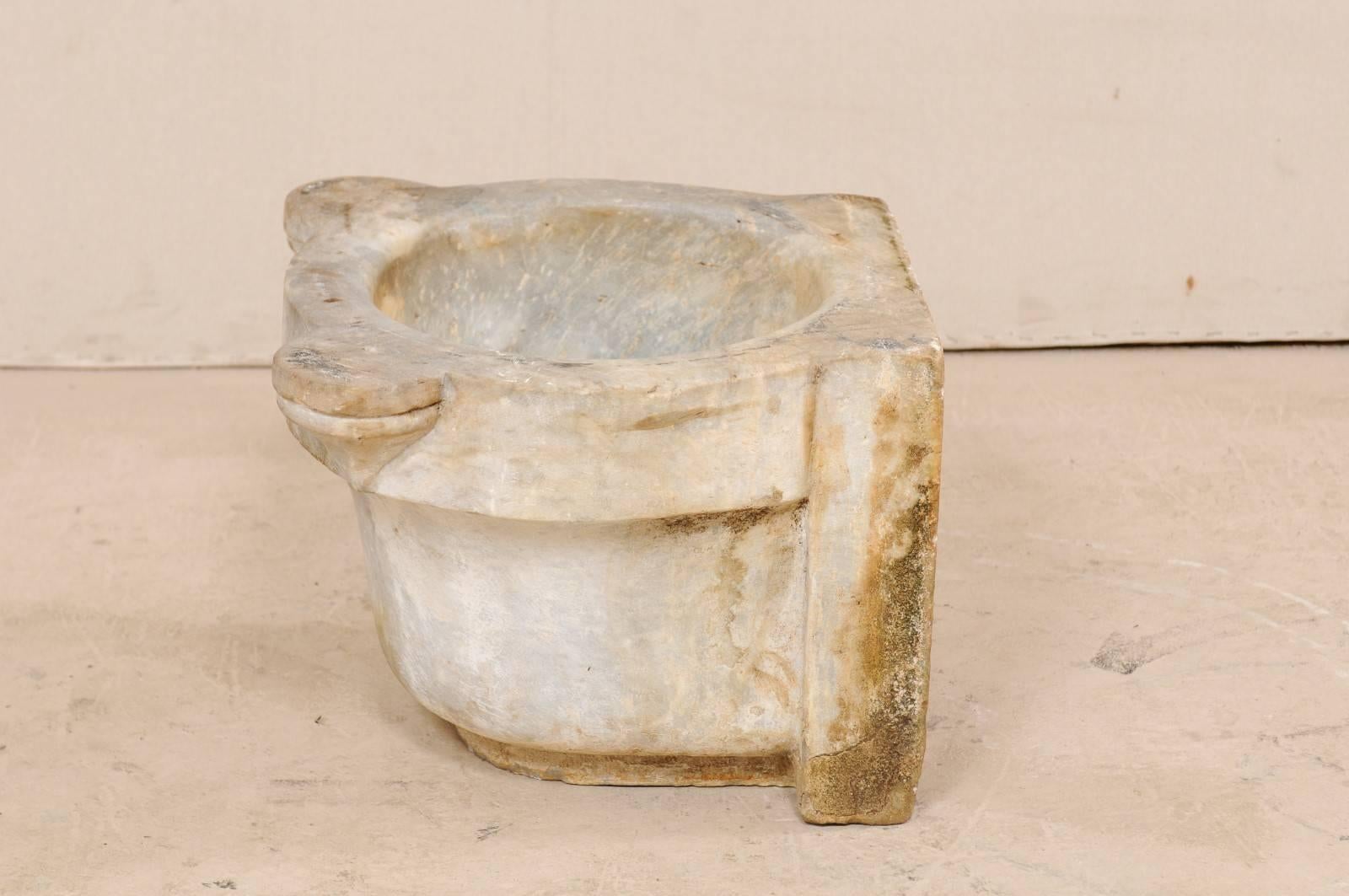 Turkish Hammam Hand-Carved Marble Wash Basin from the 19th Century 5