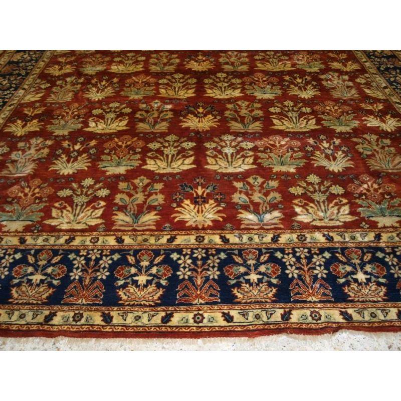 Turkish Hand Woven Carpet, a Recent Copy of a 19th century Mogul Carpet In Good Condition For Sale In Moreton-In-Marsh, GB