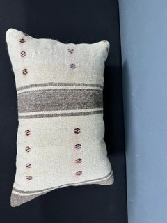 Coussin en chanvre turc - Housse de coussin beige naturel et marron - 16" x 24" #30042