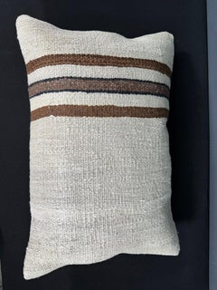 Coussin en chanvre turc, couleur beige naturel, housse de coussin marron, 16" x 24", n° 30217