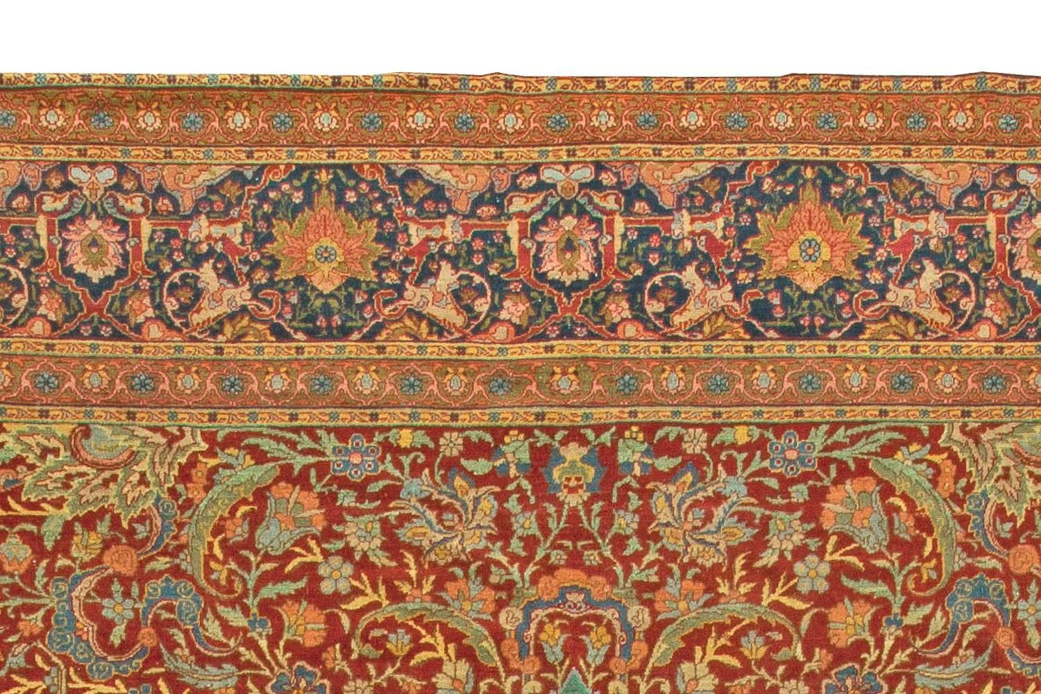 Early 20th Century Turkish Hereke Antique Floral Handmade Wool Rug In Good Condition For Sale In New York, NY