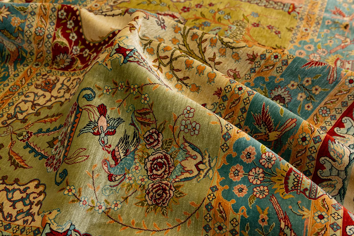 Turkish Hereke Saf Design Signed Silk Rug, 1950-1970 For Sale 2