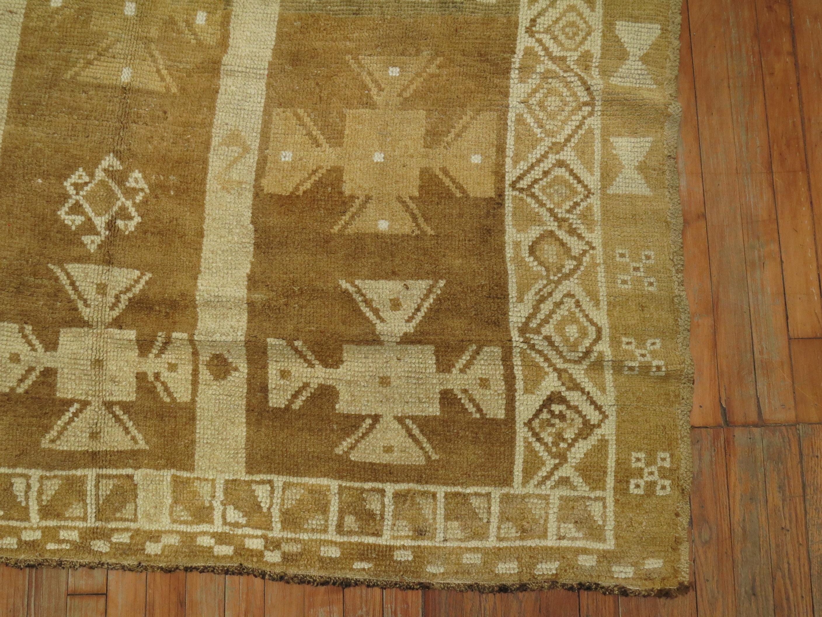 Tapis turc Kars Dowry de la collection Zabihi en vente 1