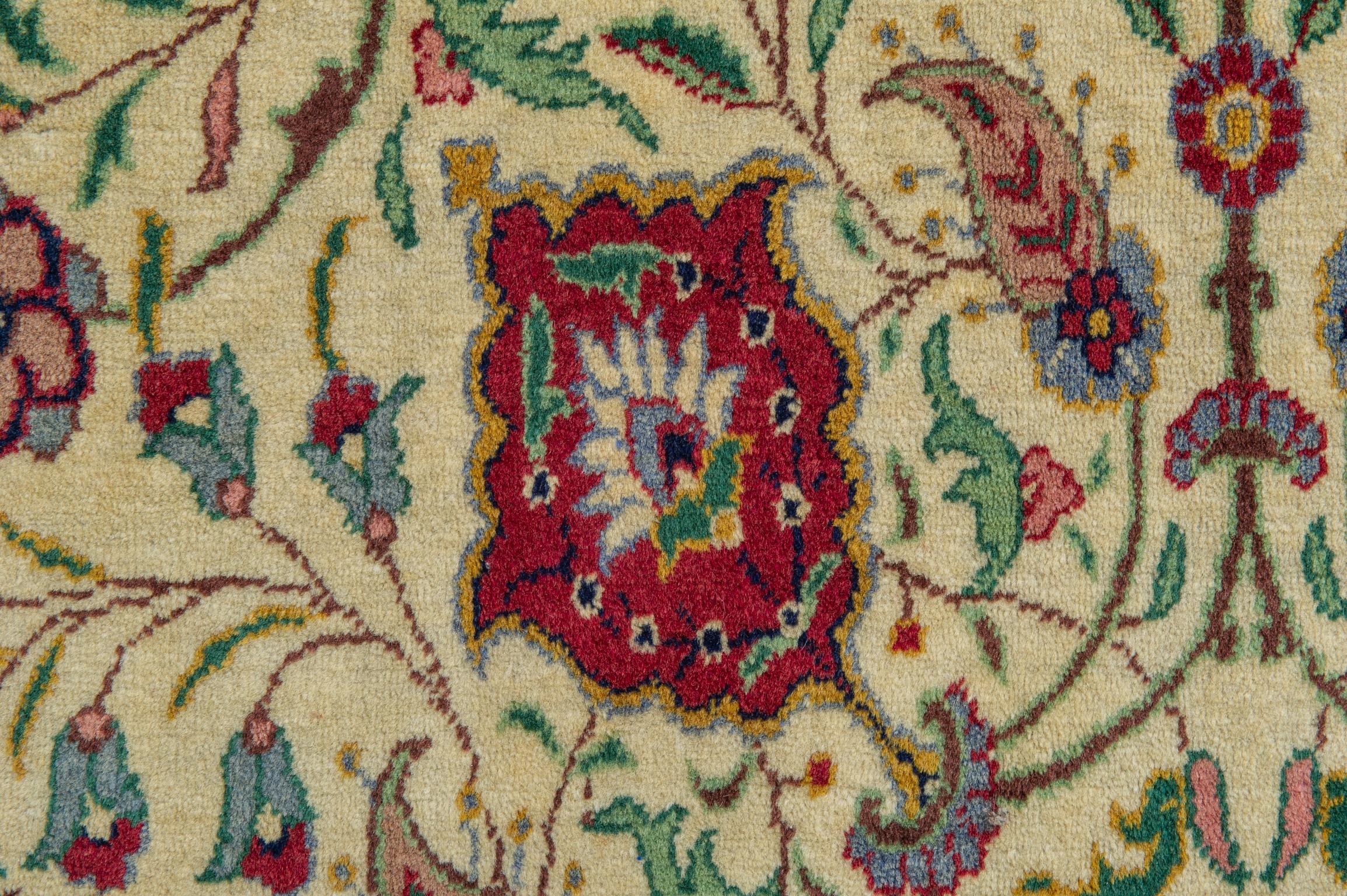 Turkish KEMALIYEH Dated Carpet For Sale 5