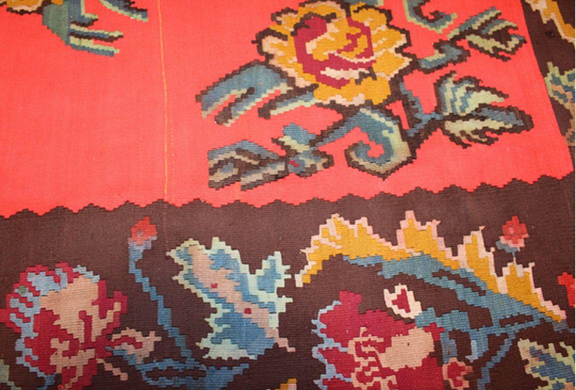 Turkish Kilim from Balkan In Good Condition For Sale In Los Angeles, CA