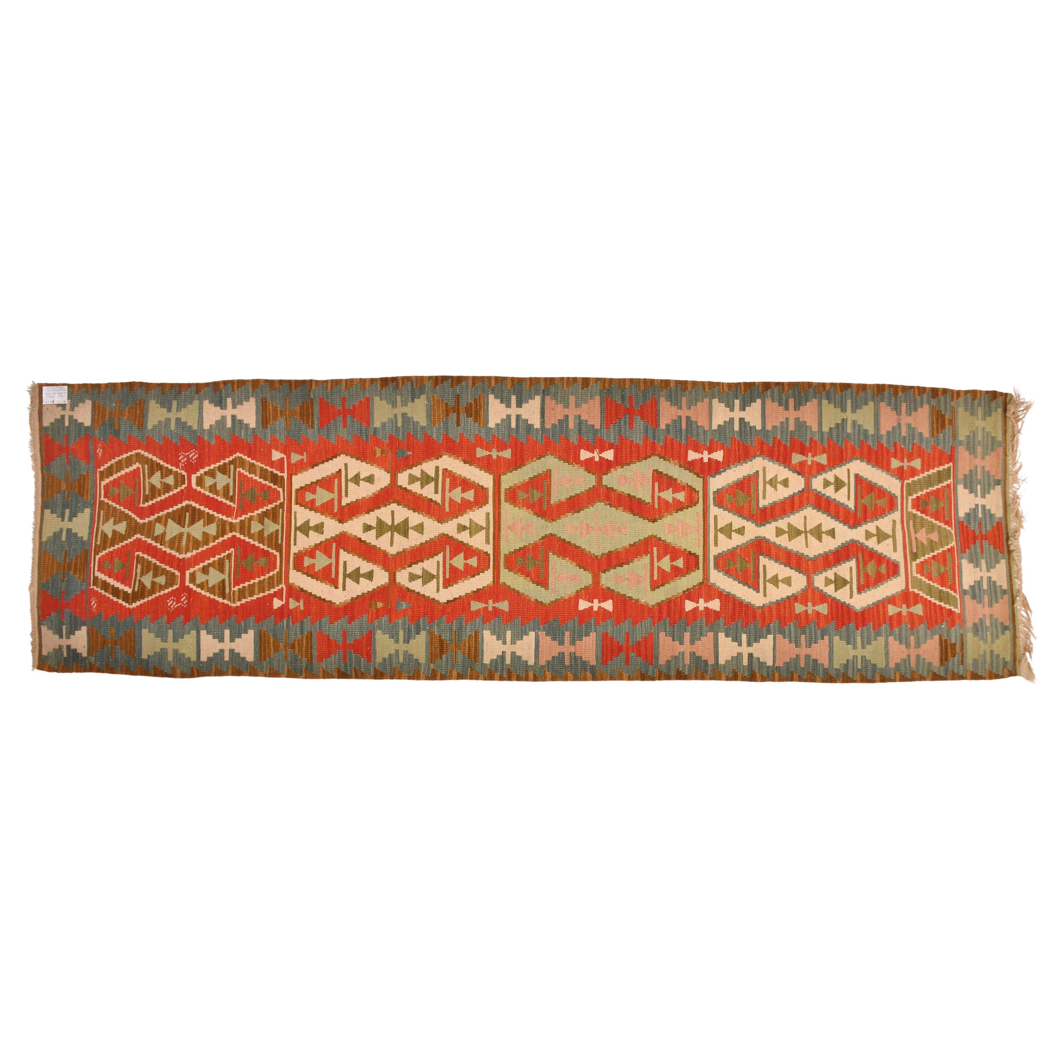 nr. 414 - Vintage kilim Keissary with beautiful colors, one of the most famous Turkish kilims, coming from the ancient Caesarea of the Romans.  Predominantly female workmanship, very accurate,  but now (they told me) no longer easily available