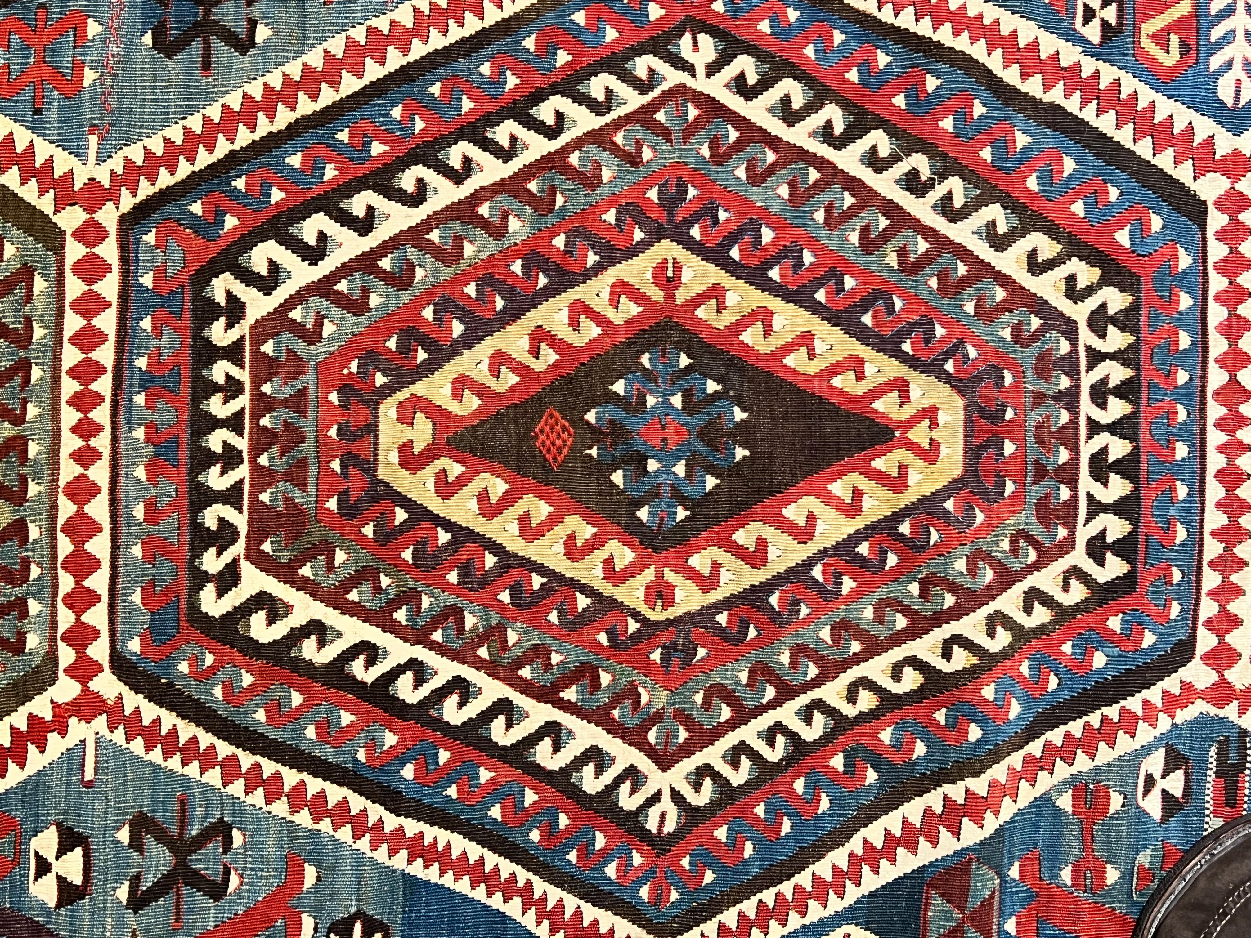 Turkish Kilim Konia Light Blue Background Decorated with Ram's Horn In Good Condition For Sale In Firenze, IT