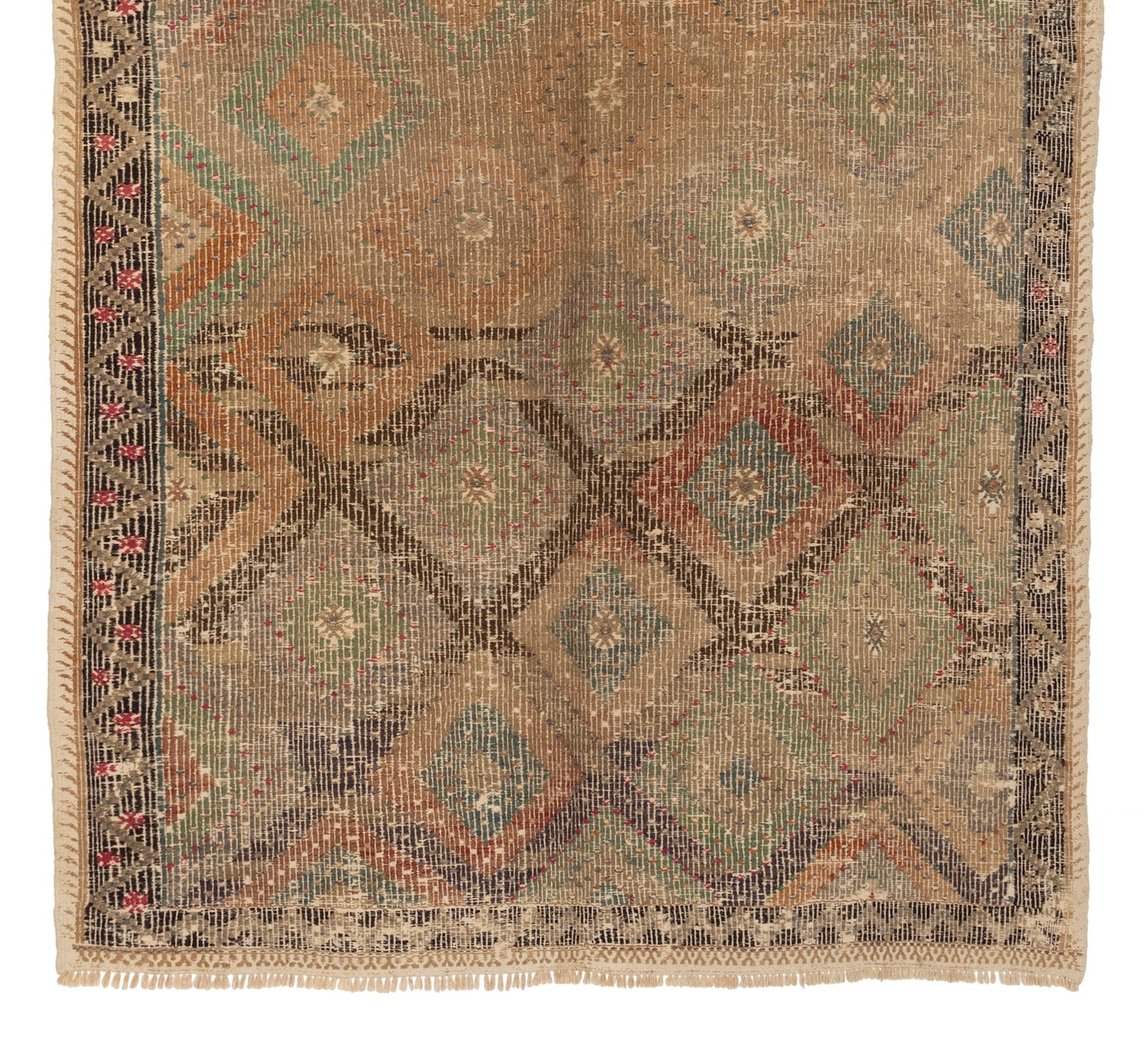 Türkischer Kelim-Teppich (Mitte des 20. Jahrhunderts) im Angebot