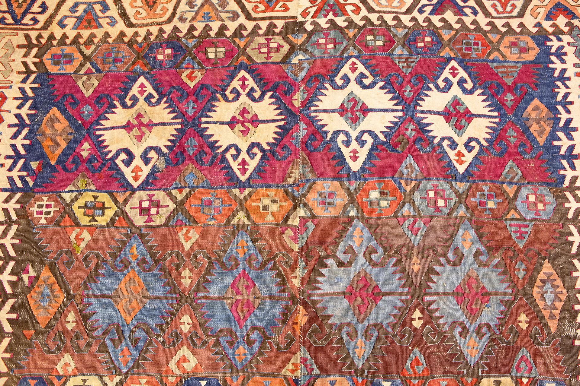 Wool Turkish Kilim Rug Vibrant Design For Sale