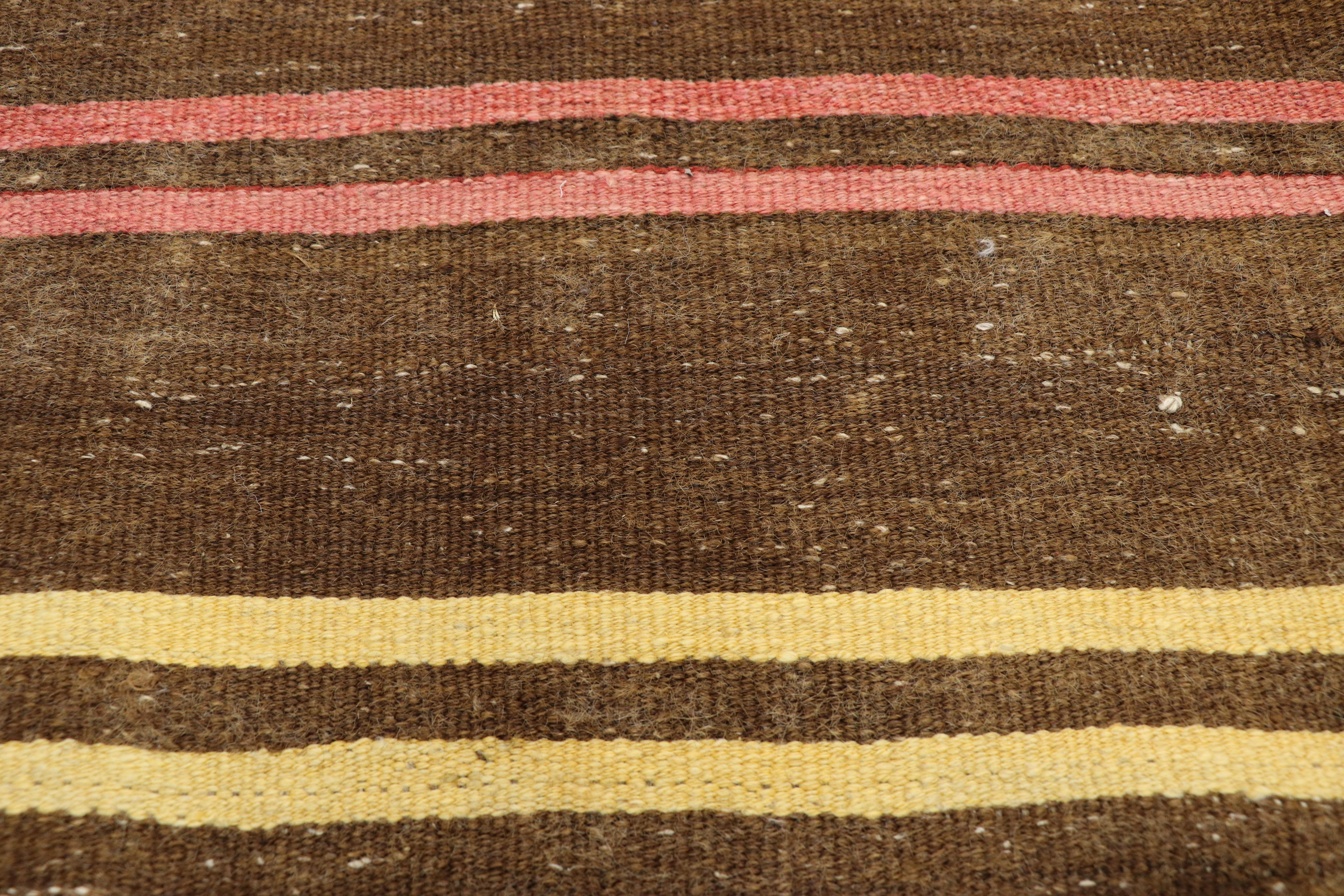 Alfombra Kilim turca de los años 50 de estilo tribal bohemio Turco en venta