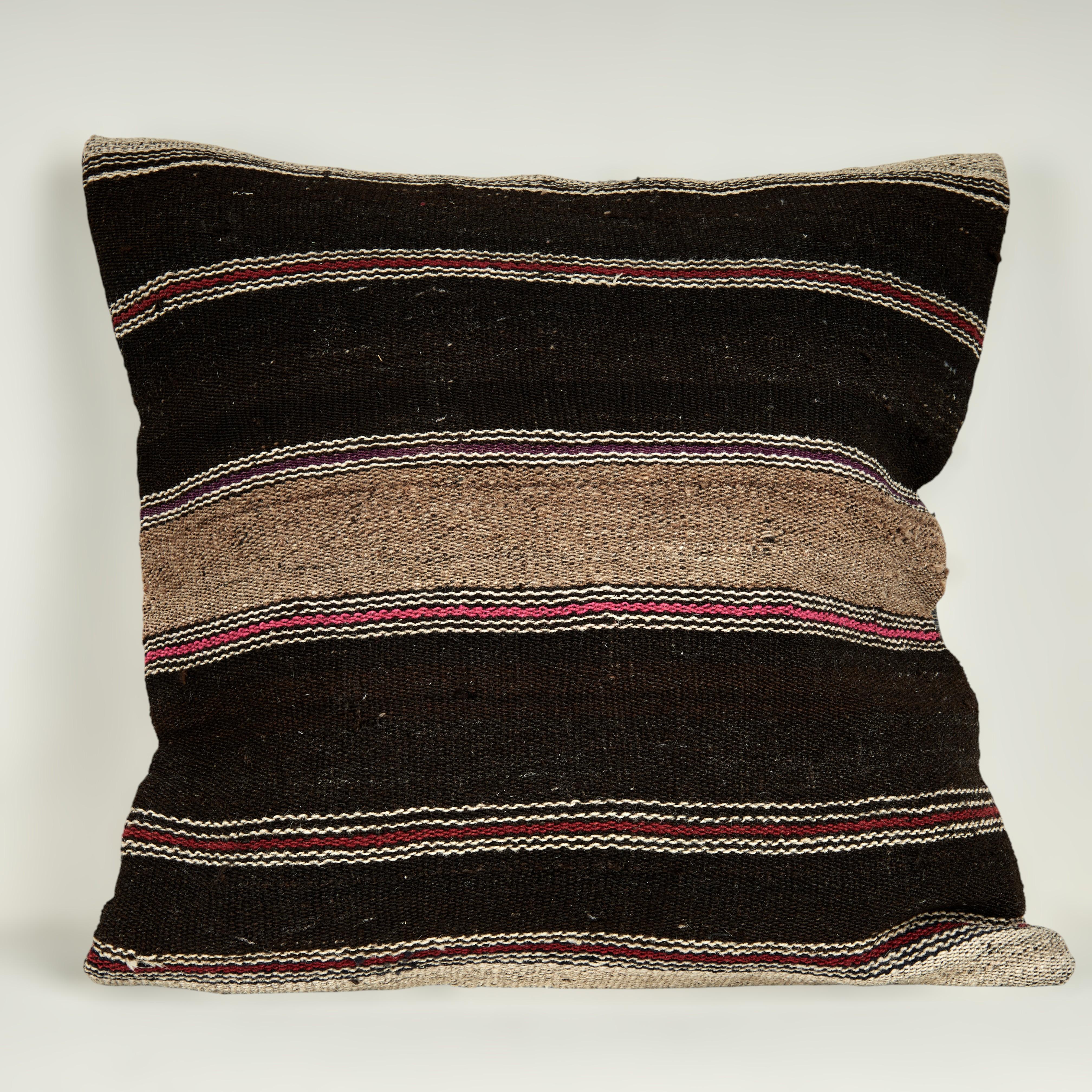 Cuscini turchi a righe kilim in vendita 3