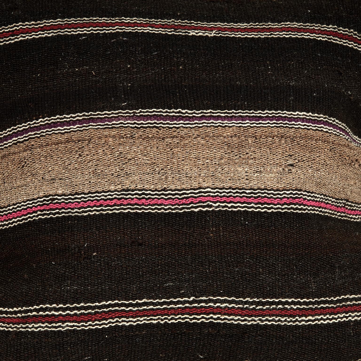 Cuscini turchi a righe kilim in vendita 4