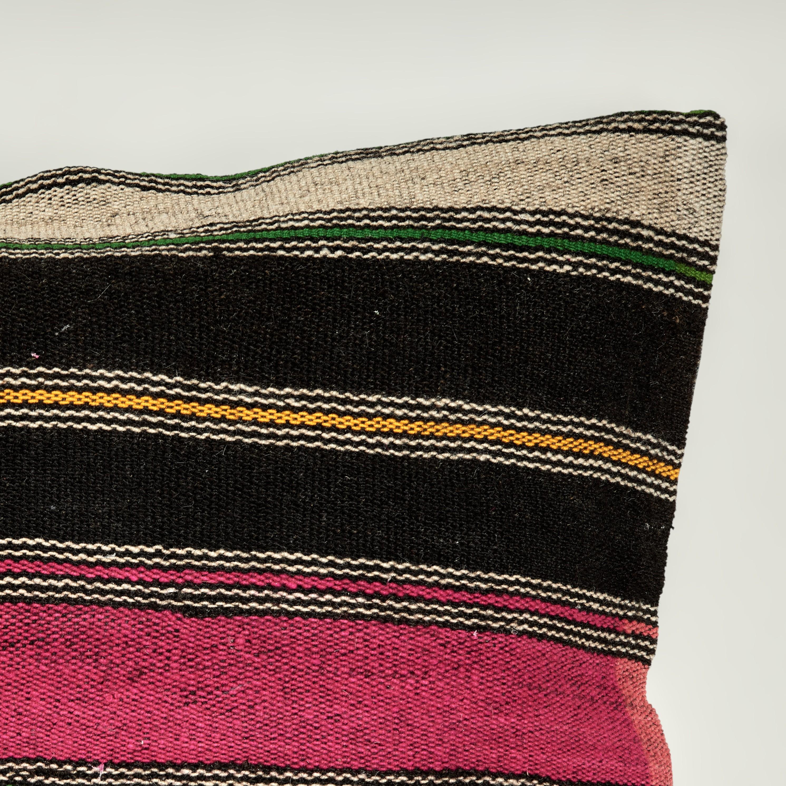 Cuscini turchi a righe kilim In condizioni buone in vendita a Palm Beach, FL