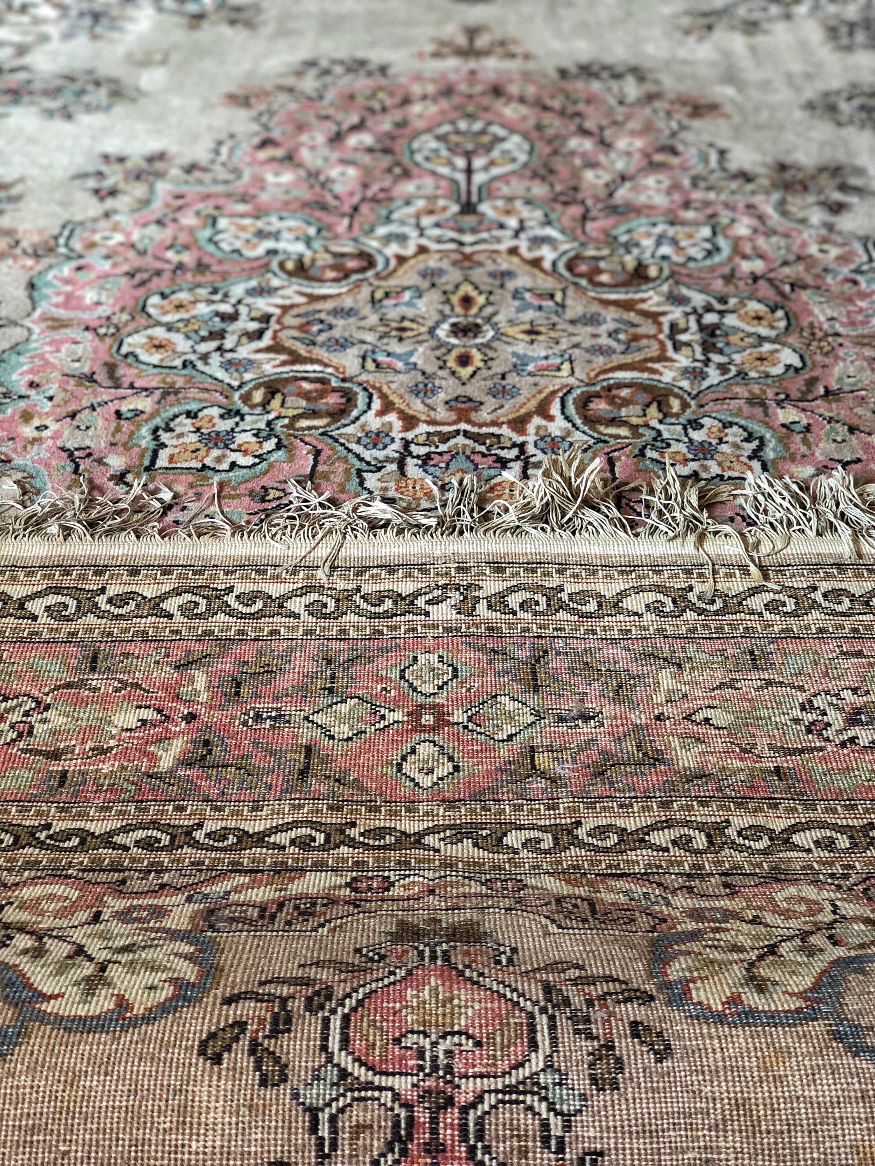 Machine-Made Turkish Large Carpet Kilim Pink Blue Floral Motives Elegant Asian Design SALE 