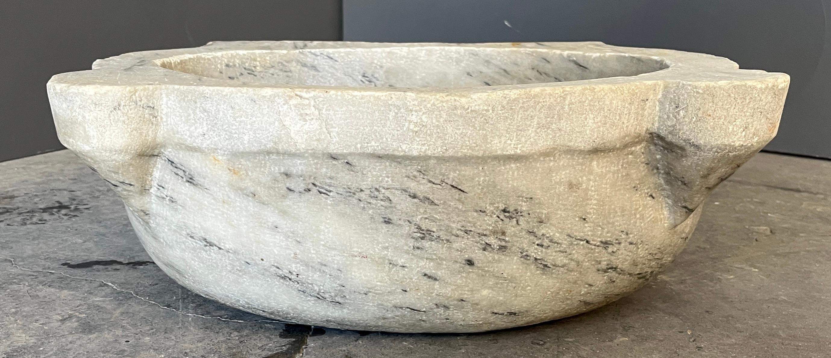 Turkish Marble Sink In Good Condition For Sale In Los Angeles, CA