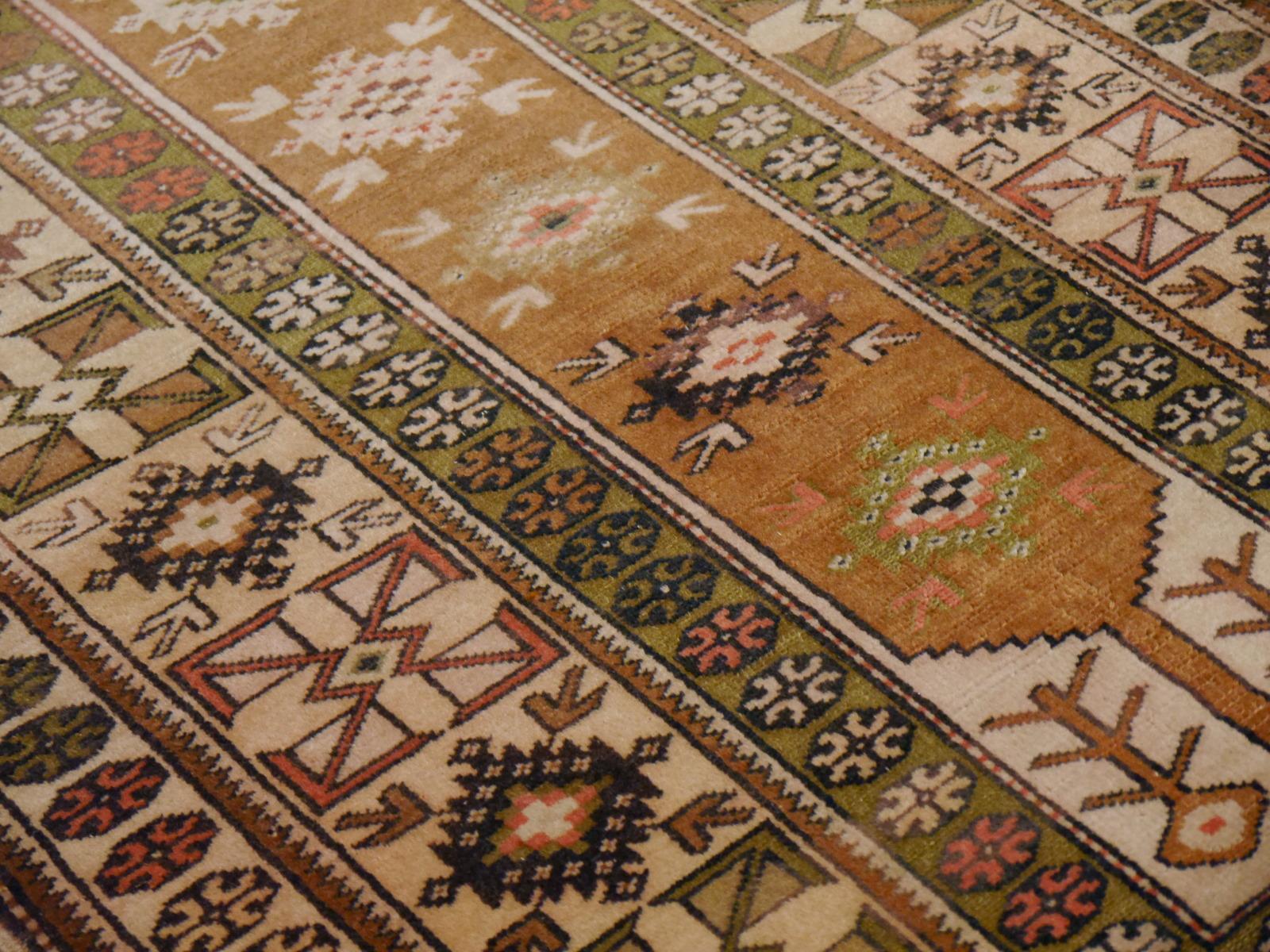 Turkish Melas Vintage Rug In Good Condition For Sale In Lohr, Bavaria, DE