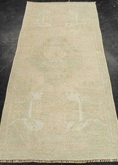 Türkischer Mini-Teppich, orientalischer, handgeknüpfter Vintage-Teppich, 45,7 cm x 91,4 cm, Nr. 21237