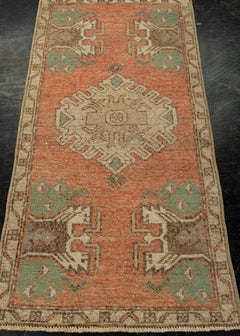 Türkischer Mini-Teppich, orientalischer, handgeknüpfter Vintage-Teppich, 48 cm x 91 cm, Nr. 21209