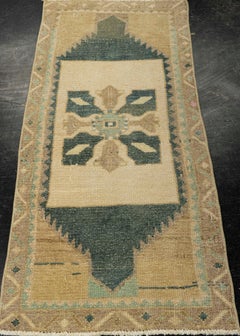 Türkischer Mini-Teppich – Orientalischer, handgeknüpfter Vintage-Teppich, 48 cm x 101 cm, Nr. 21184