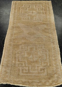 Türkischer Mini-Teppich – Orientalischer, handgeknüpfter Vintage-Teppich, 52 cm x 104 cm, Nr. 21149