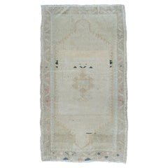 Türkischer Mini-Teppich, orientalischer, handgeknüpfter Vintage-Teppich, 50,8 cm x 87,6 cm, Nr. 168873