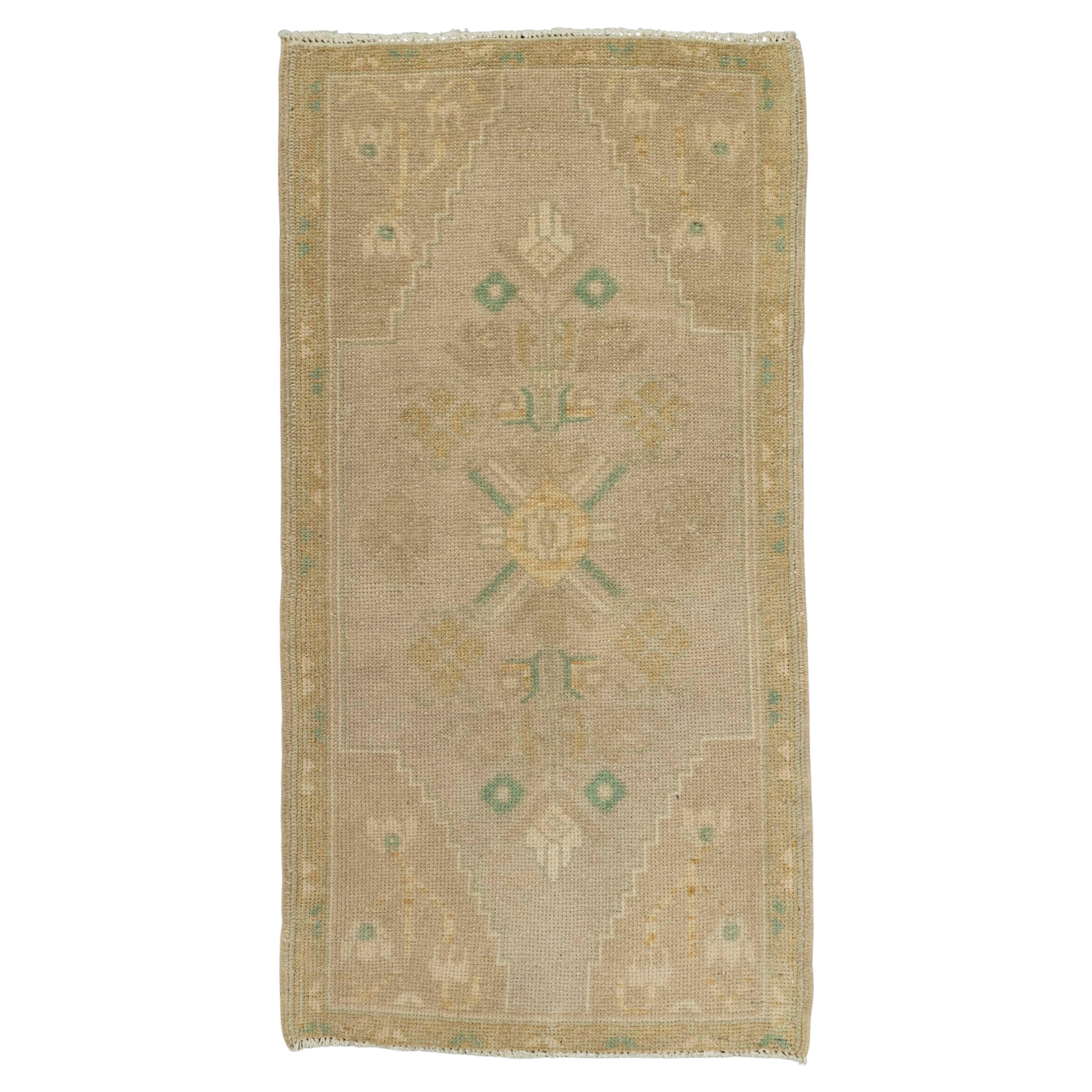 Turkish Mini Rug Oriental Hand Knotted Vintage Rug 1'8" x 3'3" #21071