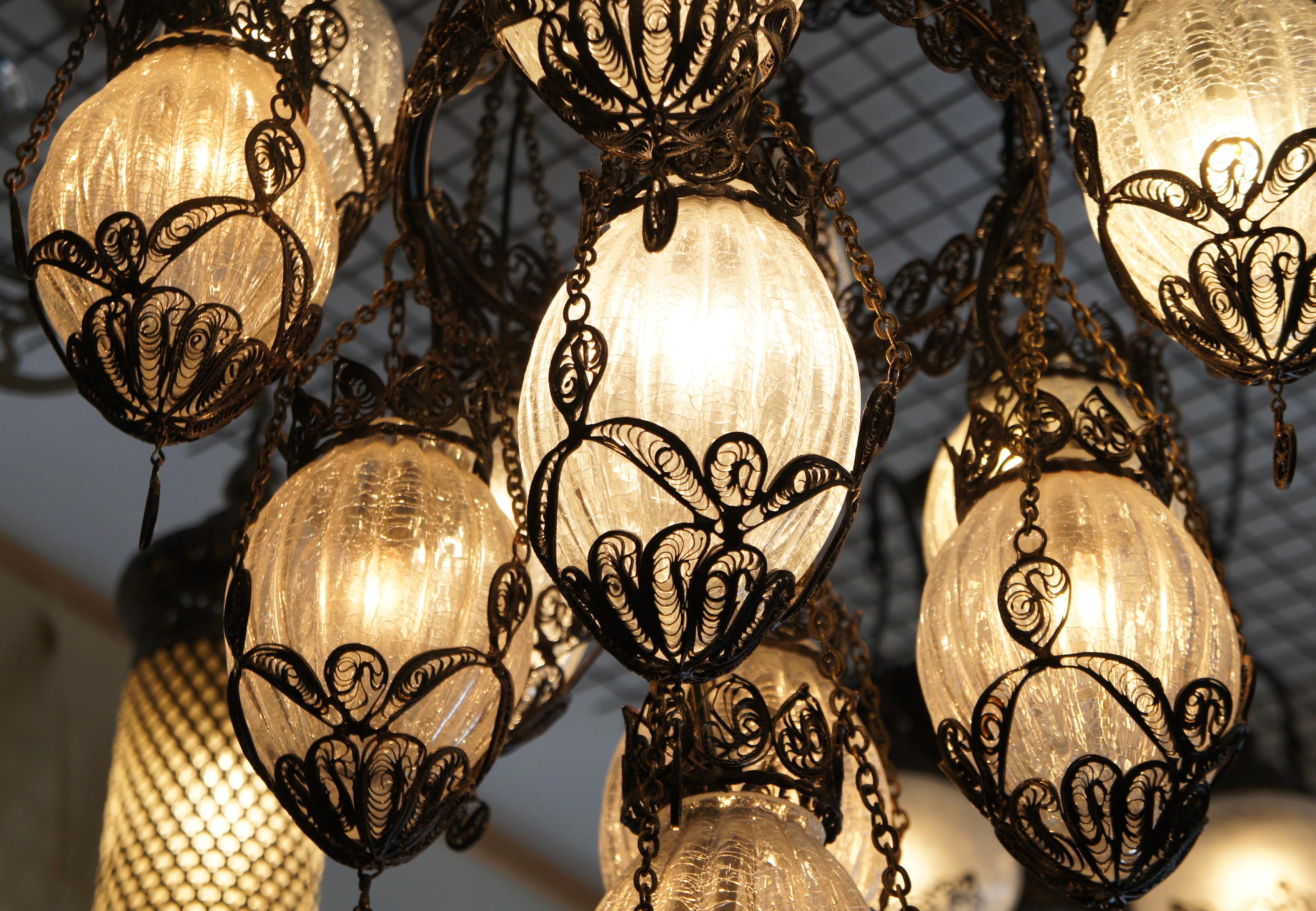 Contemporary Turkish Ottoman Chandelier, 15 Glass, Istanbul For Sale