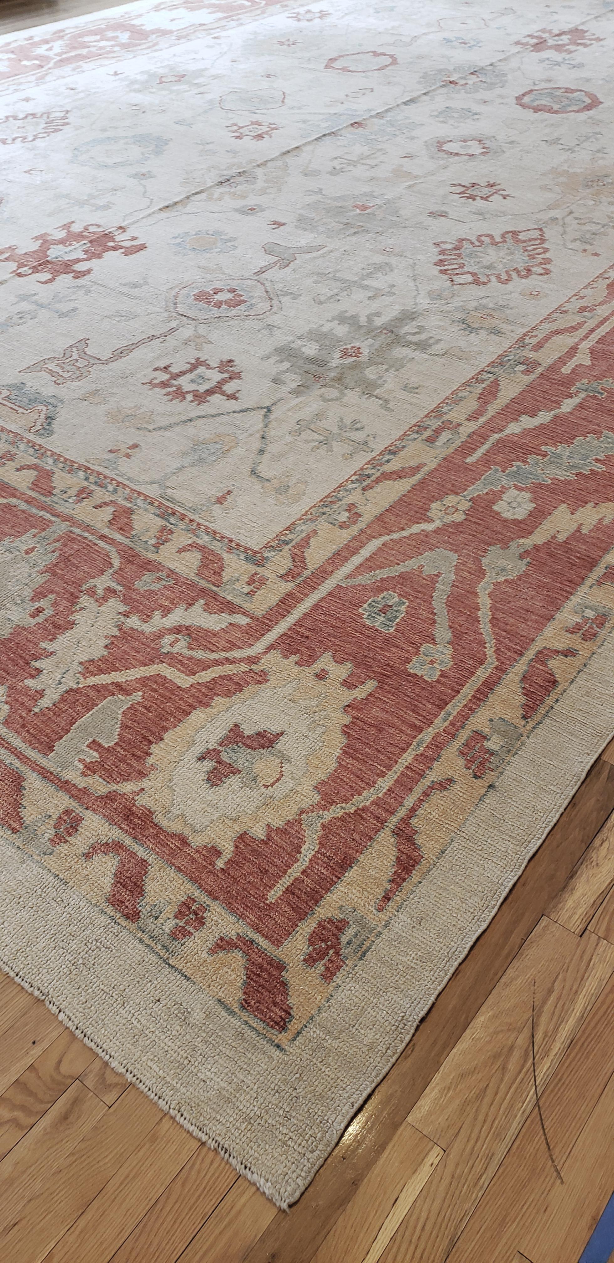 Turkish Oushak Carpet, 1950s, Handmade Oriental Rug, Beige, Taupe, Coral For Sale 4