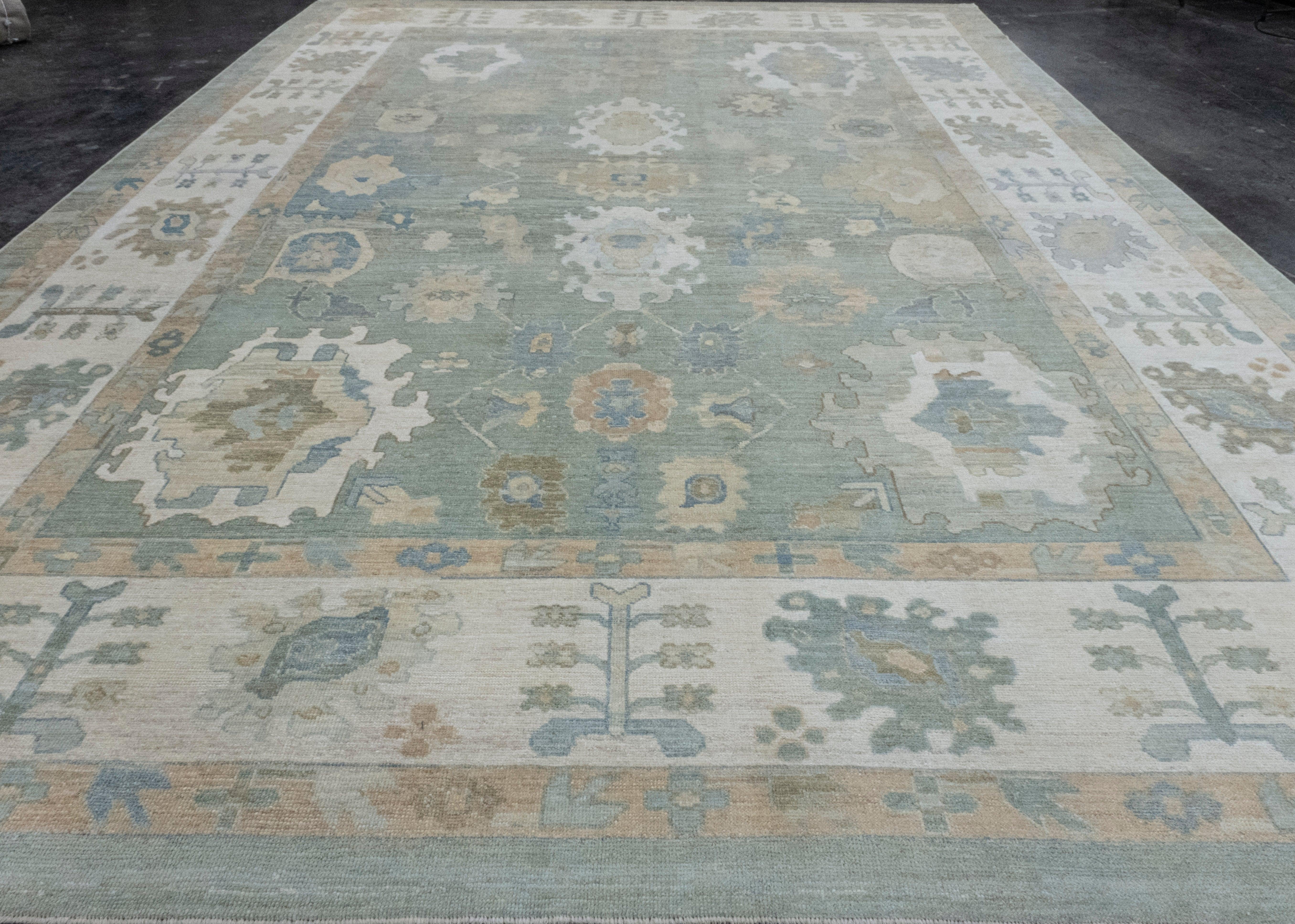 Tapis turc Oushak 12'9