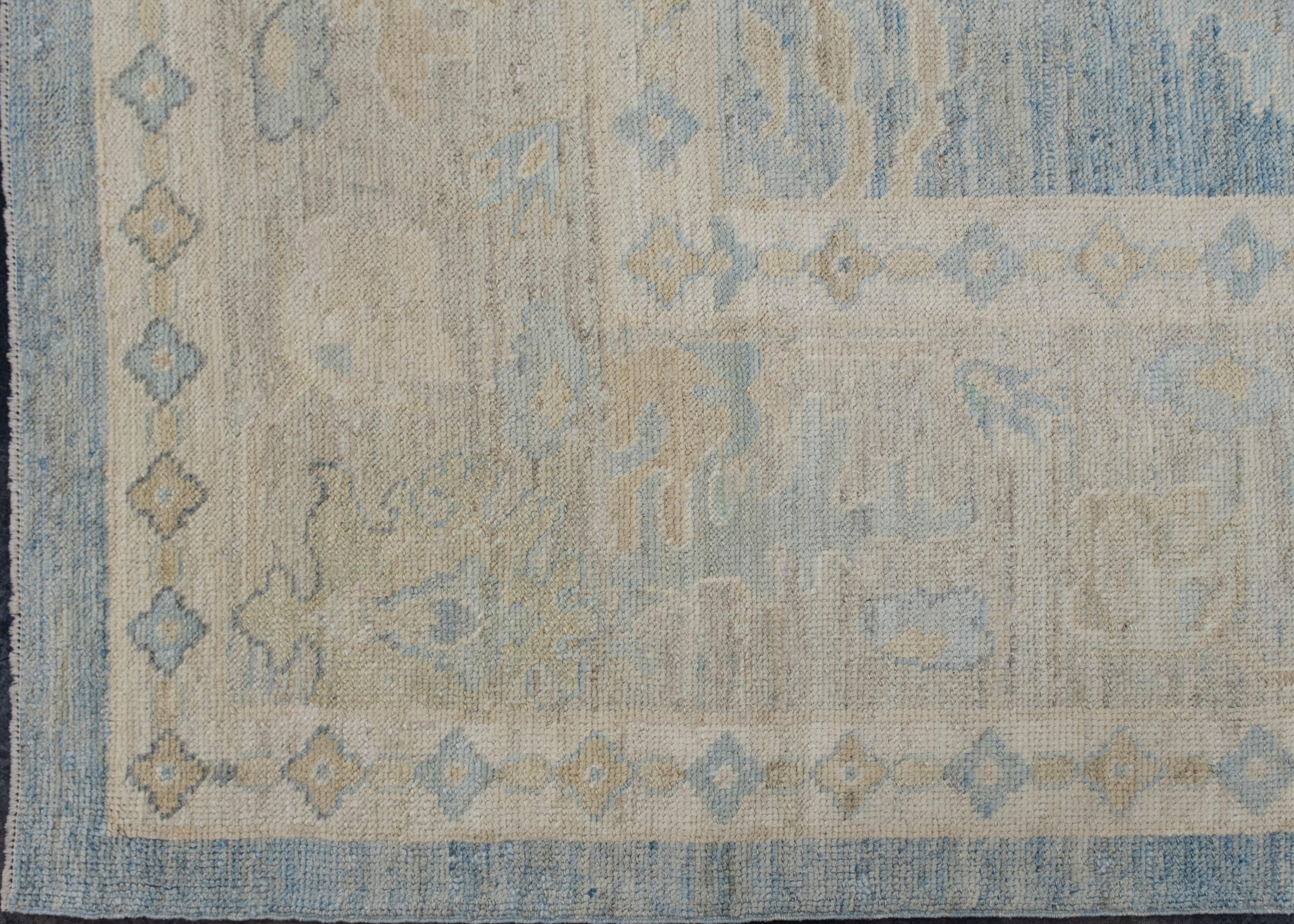 Türkischer Oushak-Teppich 13'7