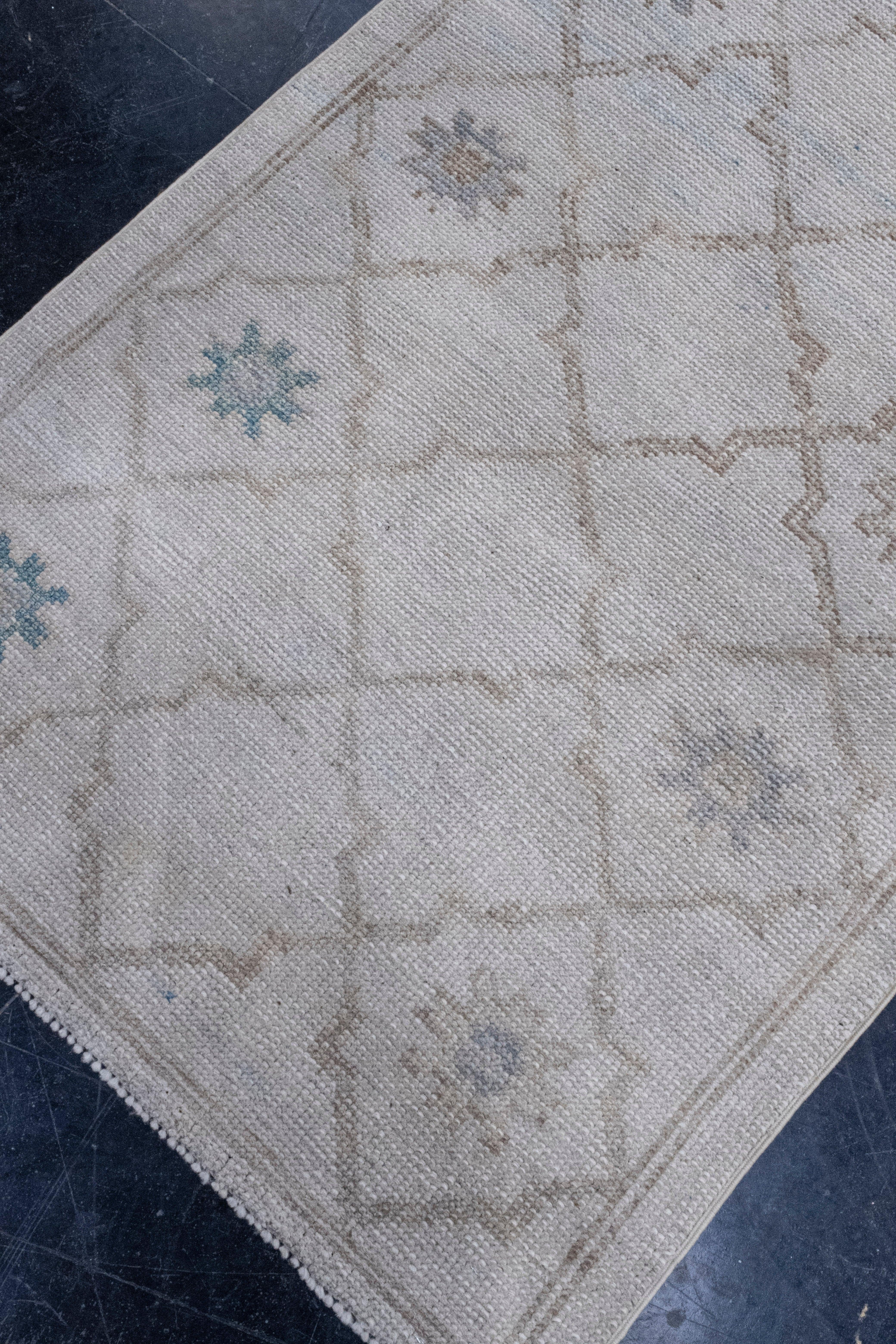 Turkish Oushak Rug 2'10