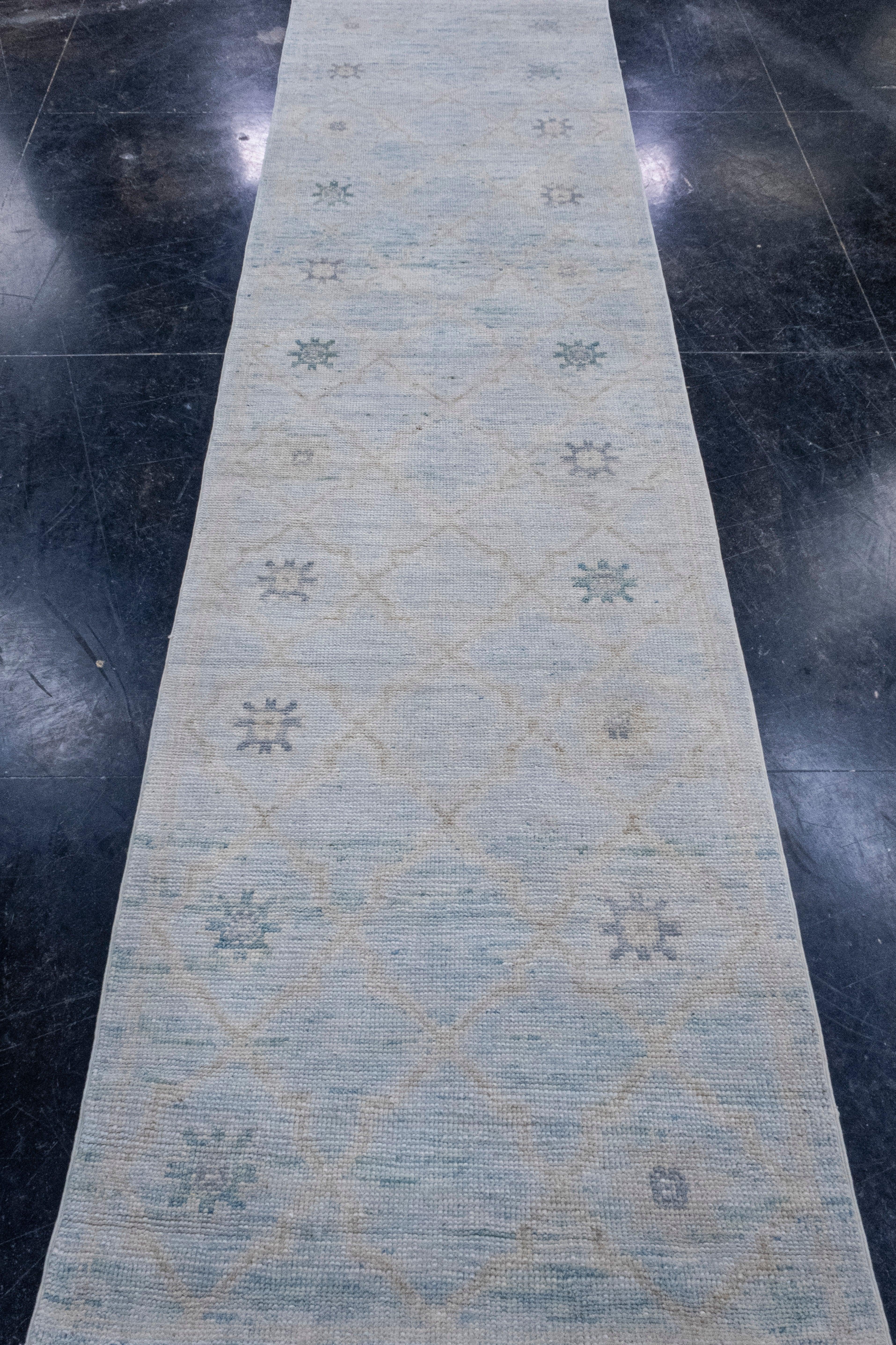 Turkish Oushak Rug 2'10