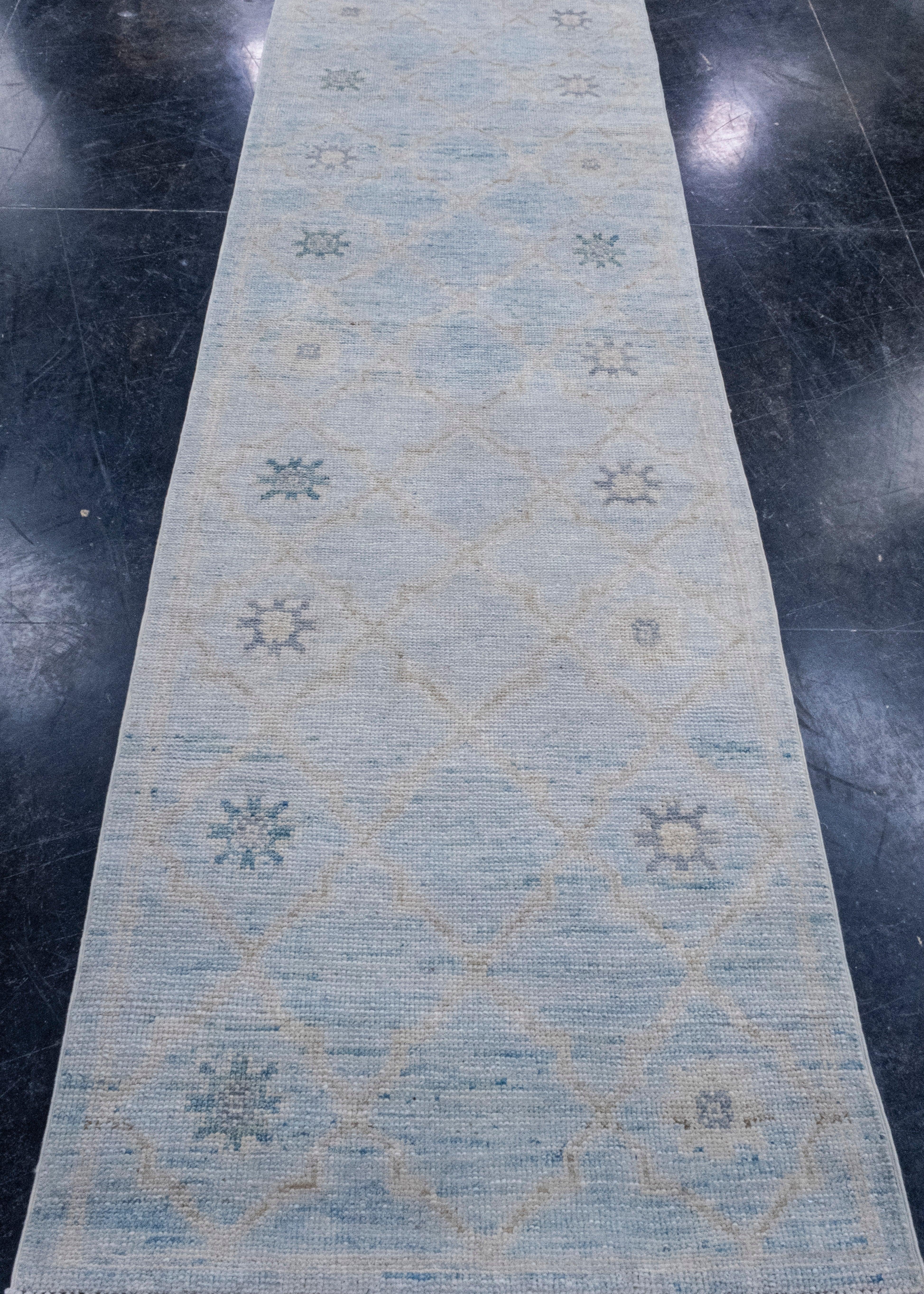 Turkish Oushak Rug 2'10