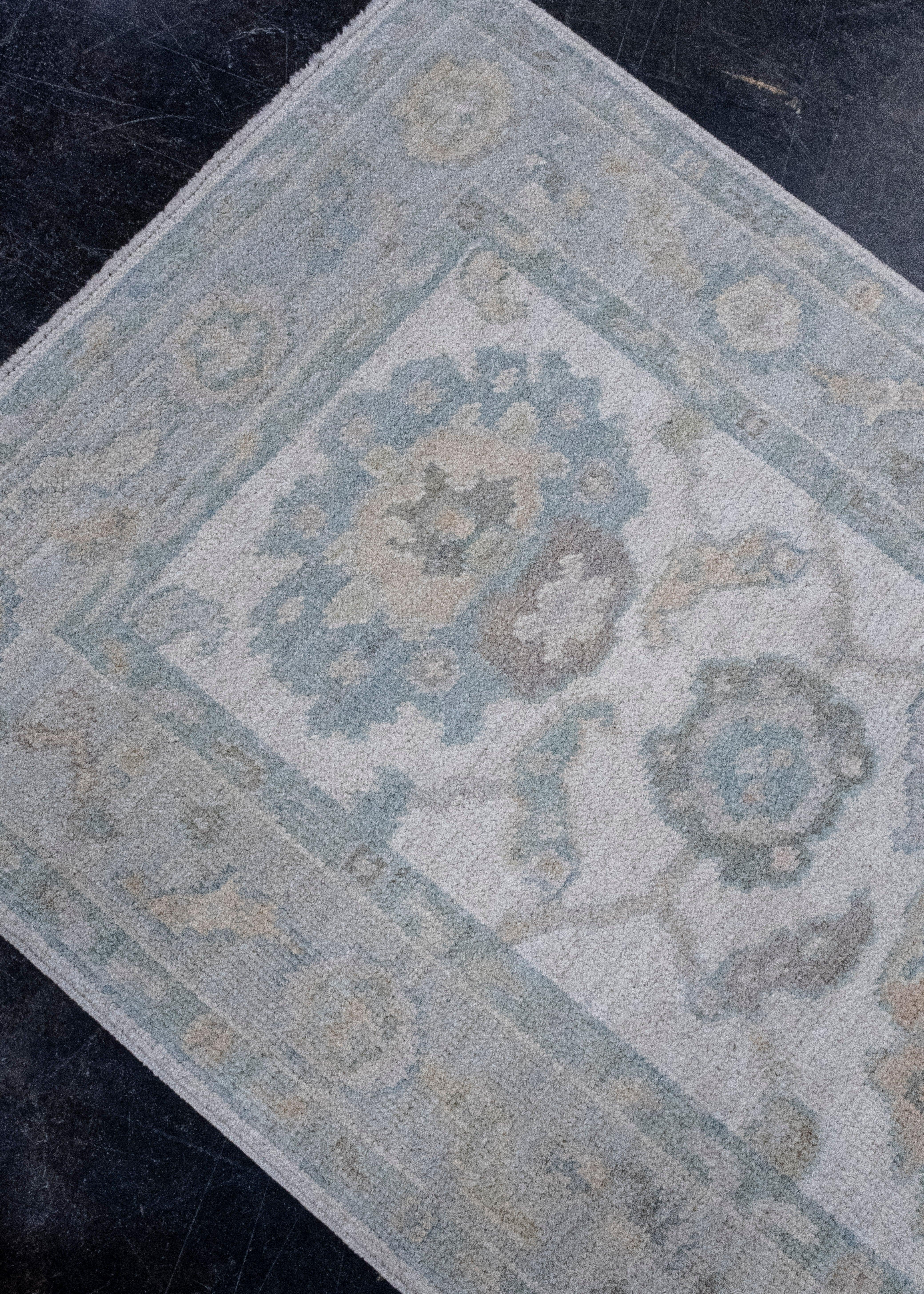 Turkish Oushak Rug 2'10