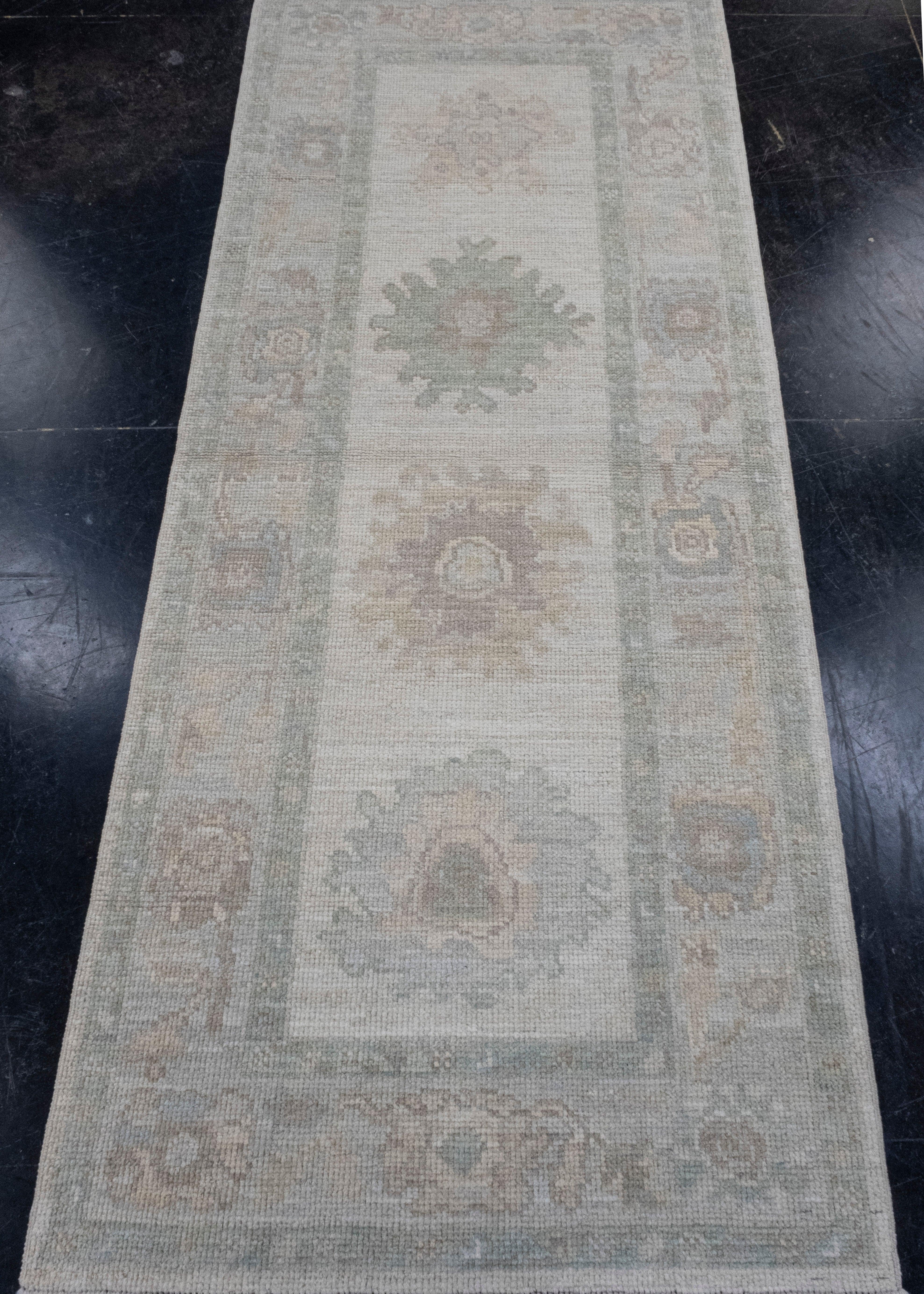 Turkish Oushak Rug 2'10