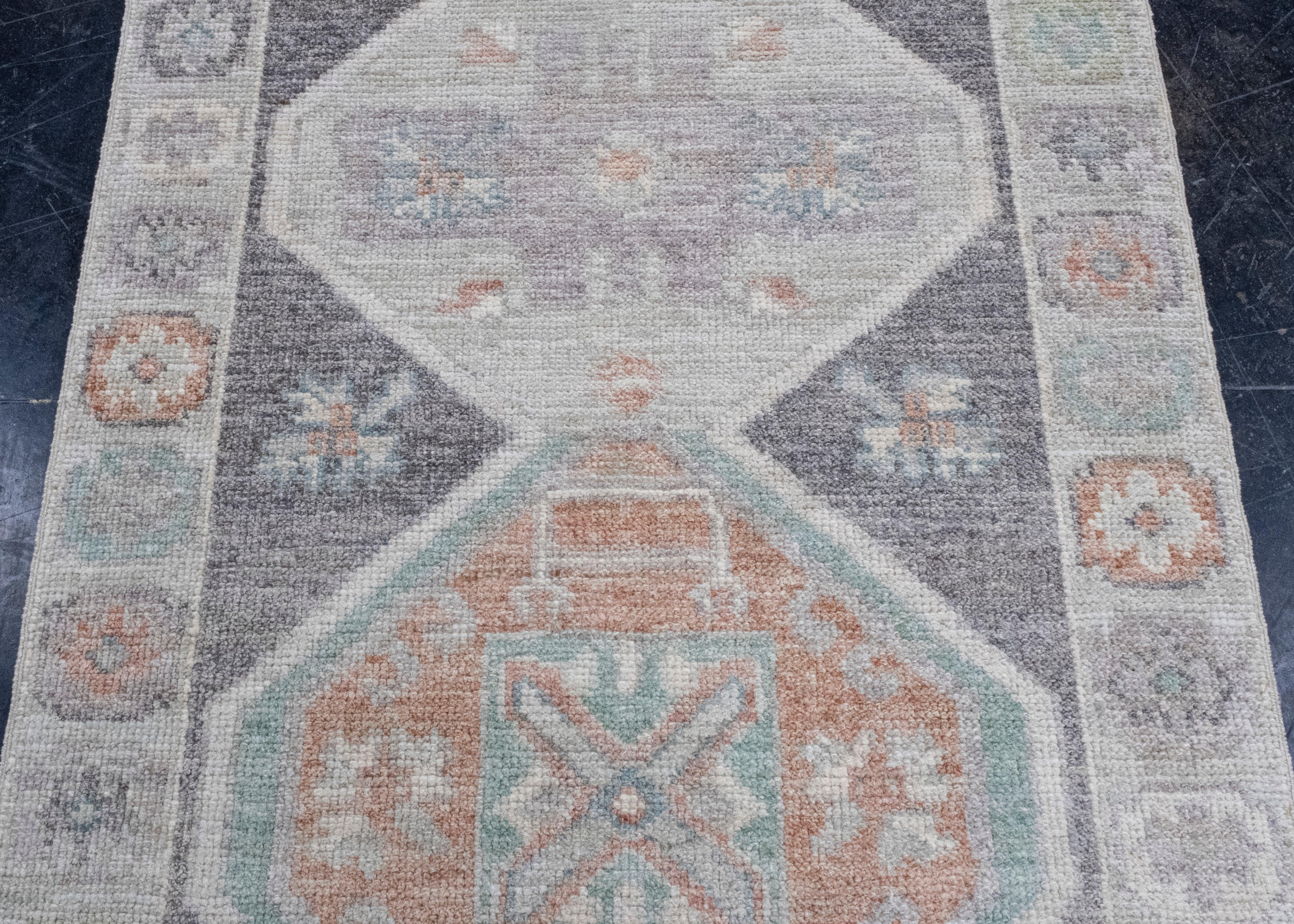 XXI secolo e contemporaneo Tappeto Oushak turco 2'11