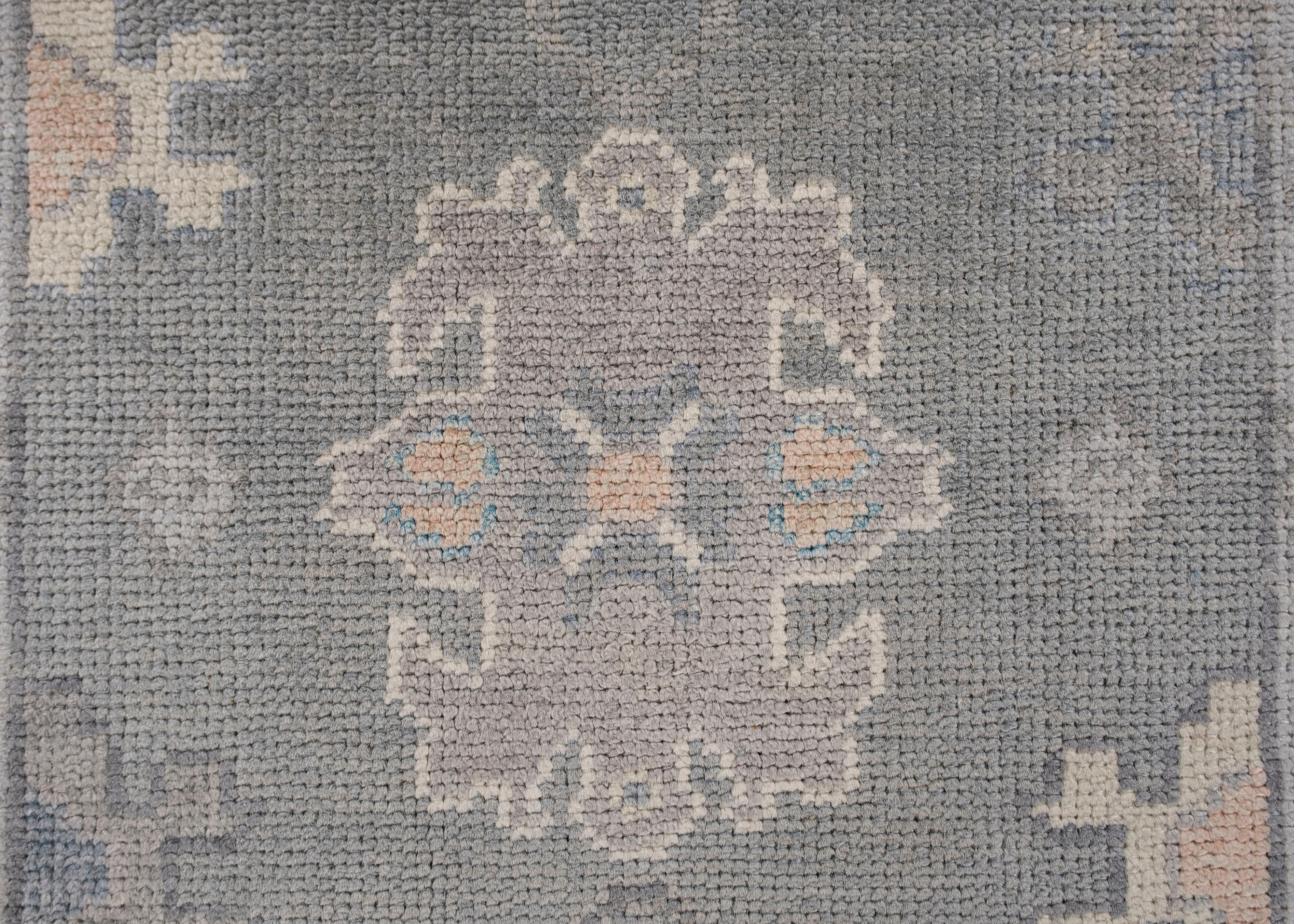 Türkischer Oushak-Teppich 2'2