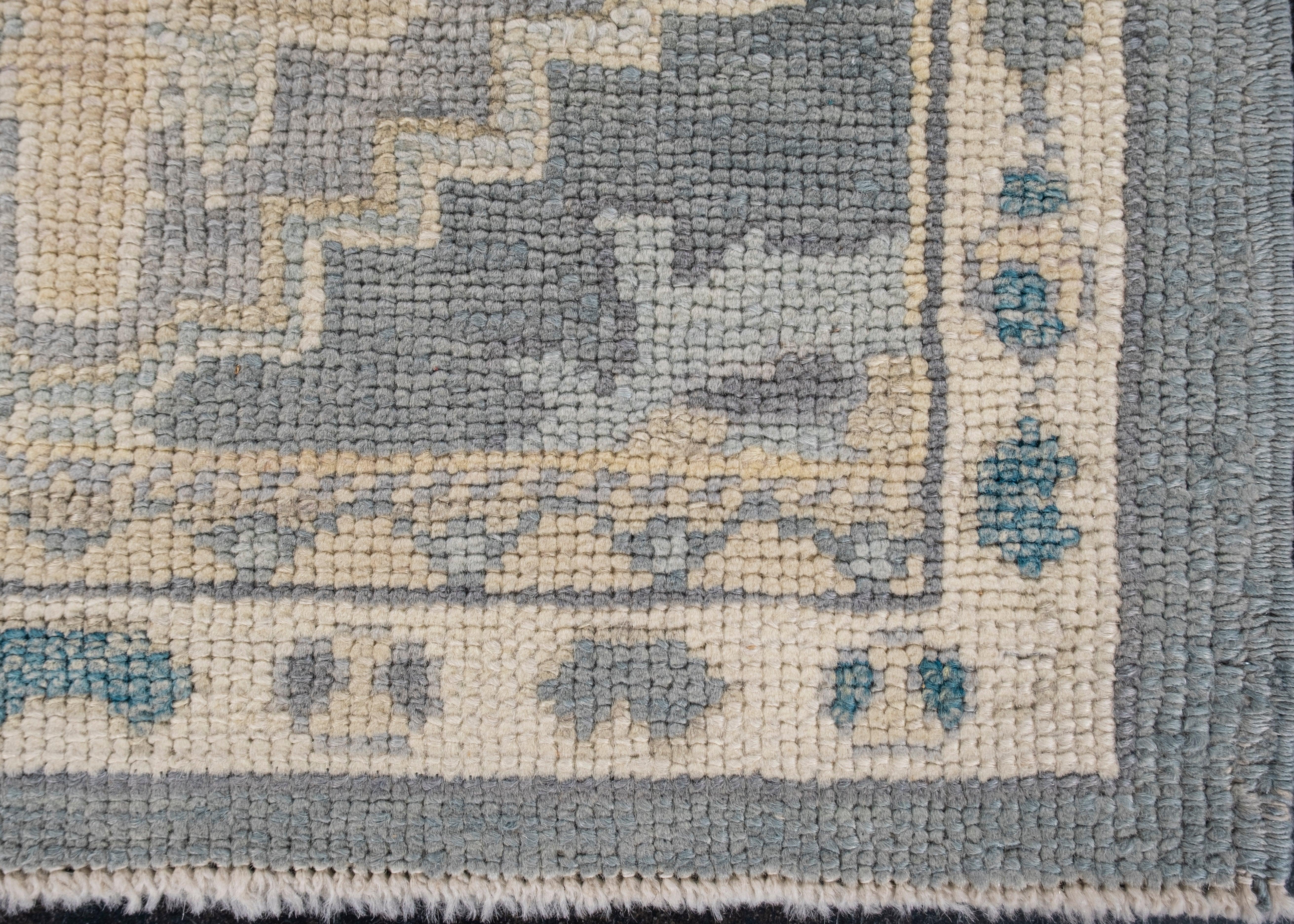 Noué à la main Tapis turc Oushak 2'3