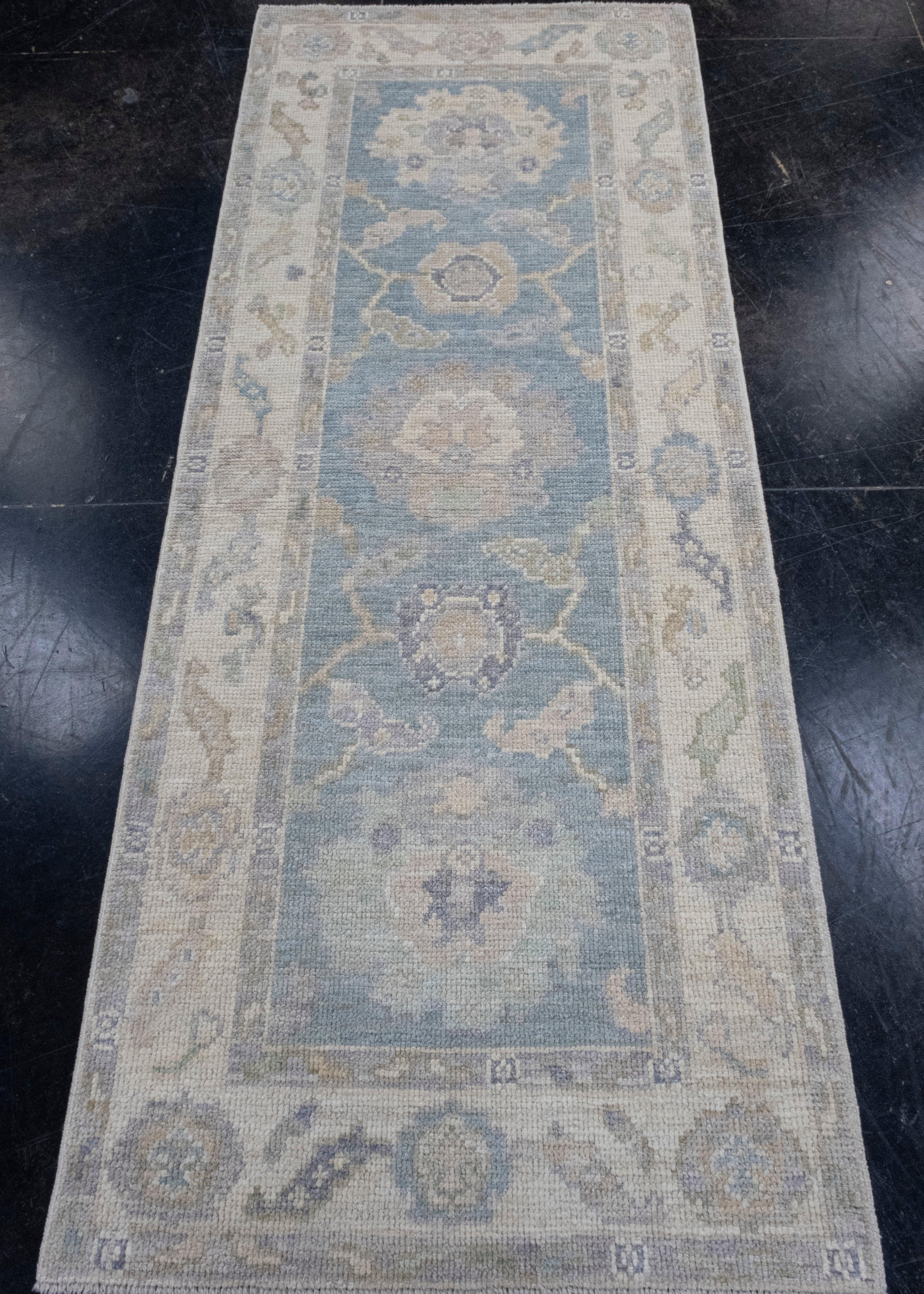 Turkish Oushak Rug 2'5