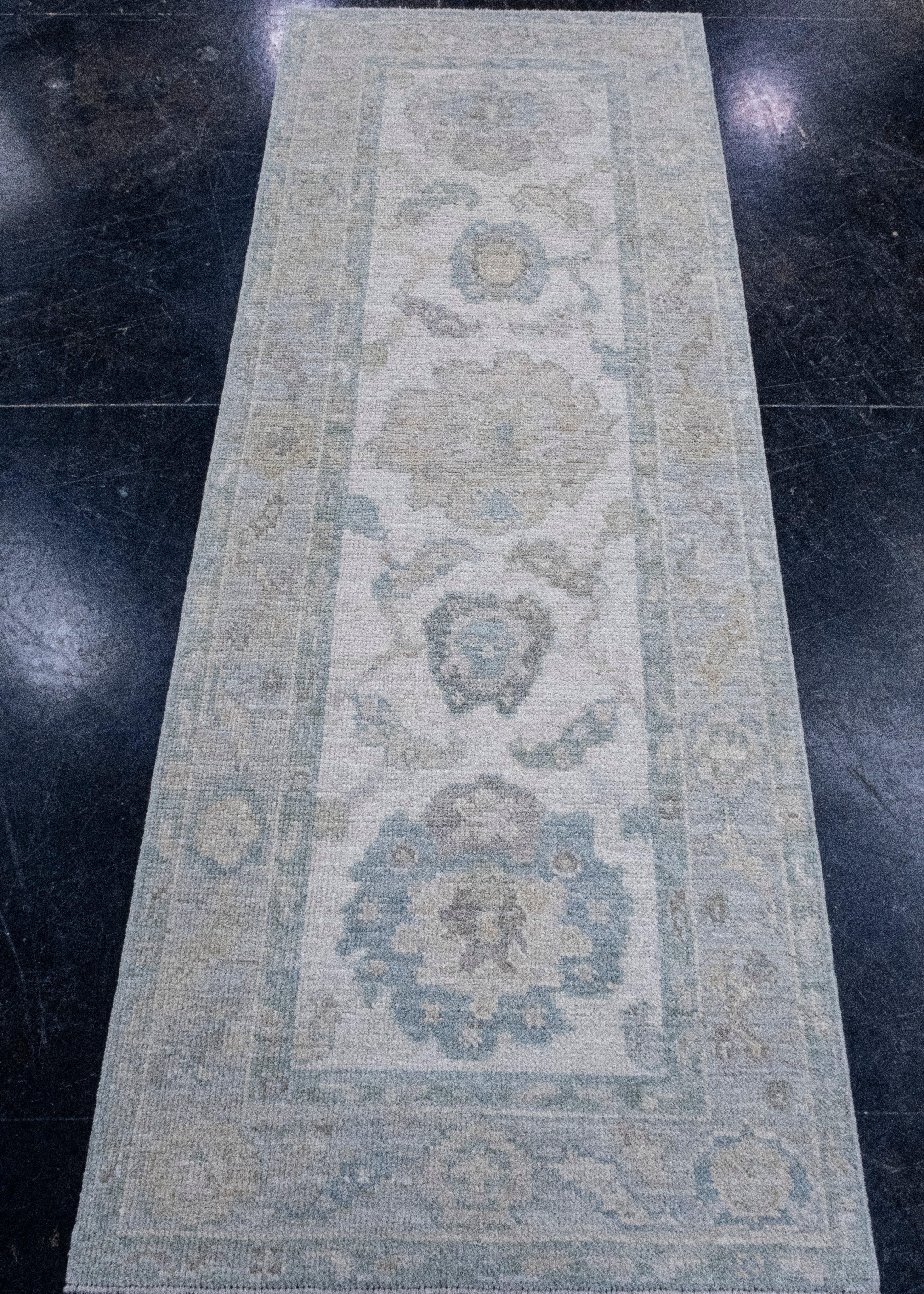 Turkish Oushak Rug 2'6