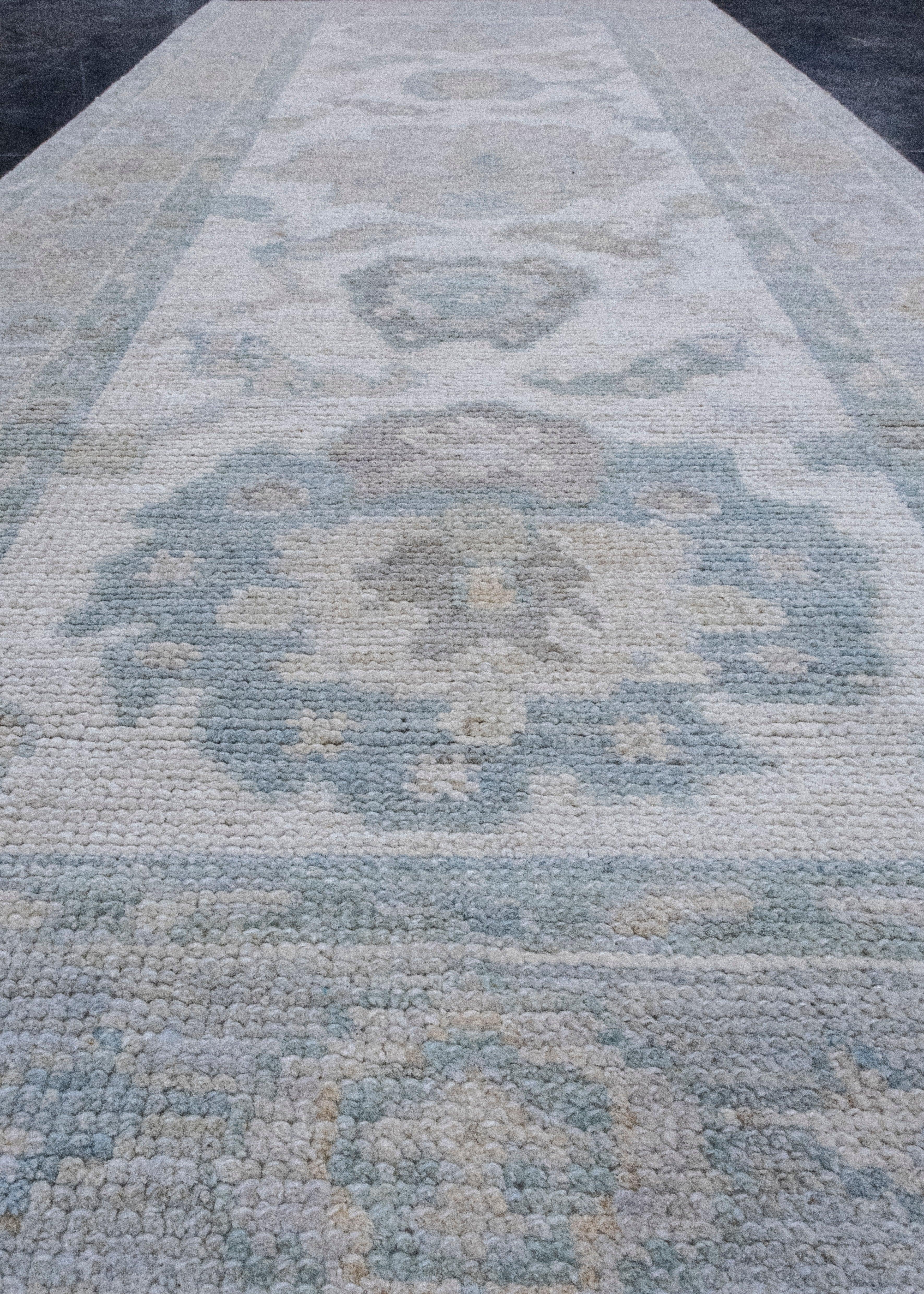 Turkish Oushak Rug 2'6