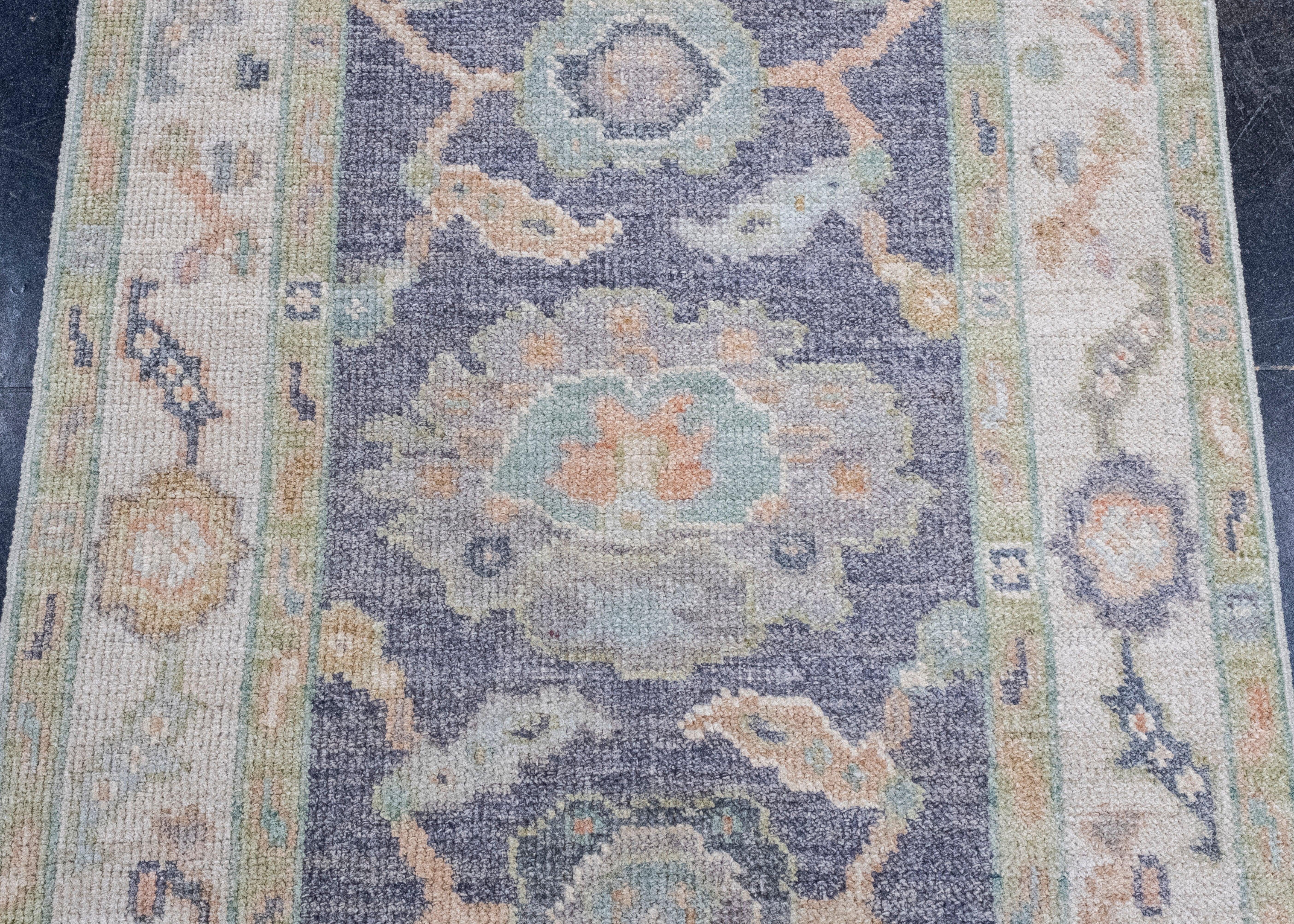 Türkischer Oushak-Teppich 2'7