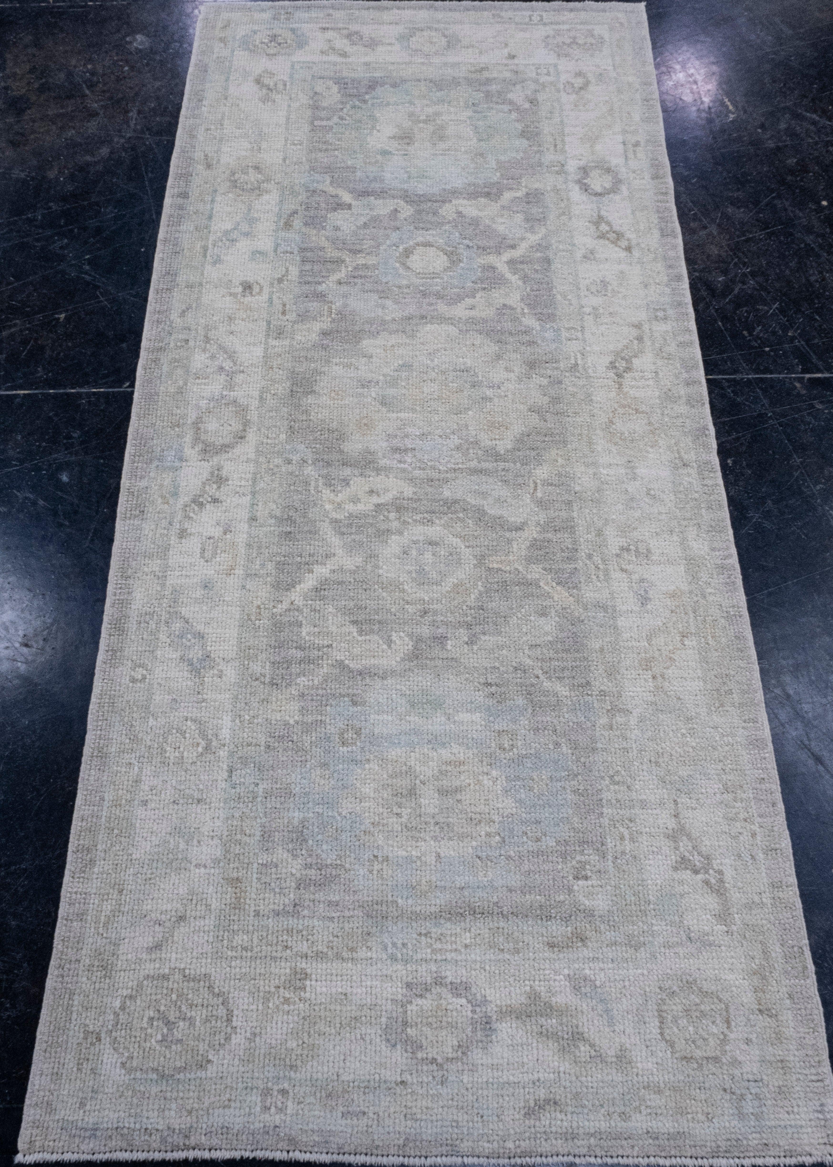 Turkish Oushak Rug 2'8