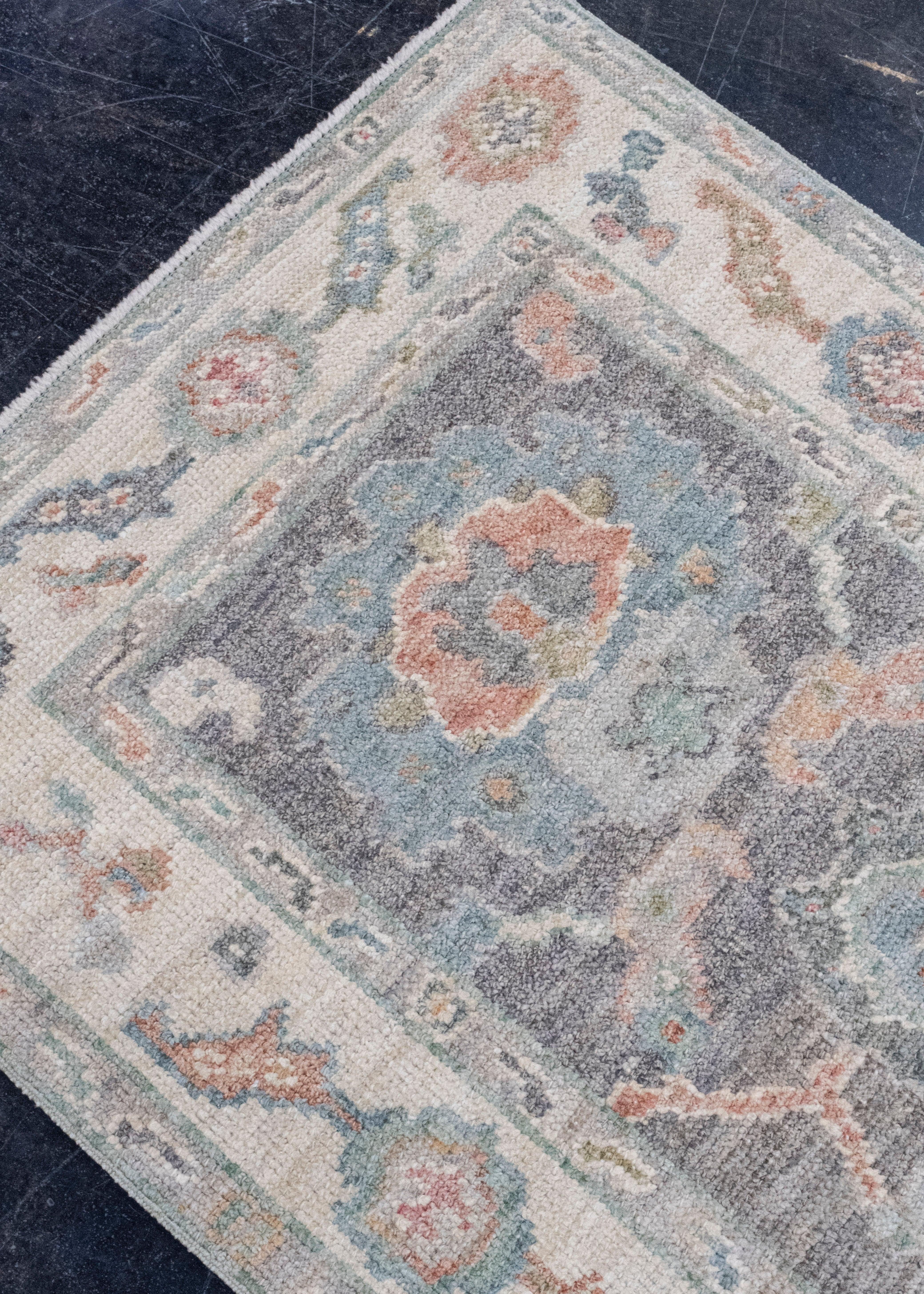 Tapis turc Oushak 2'8