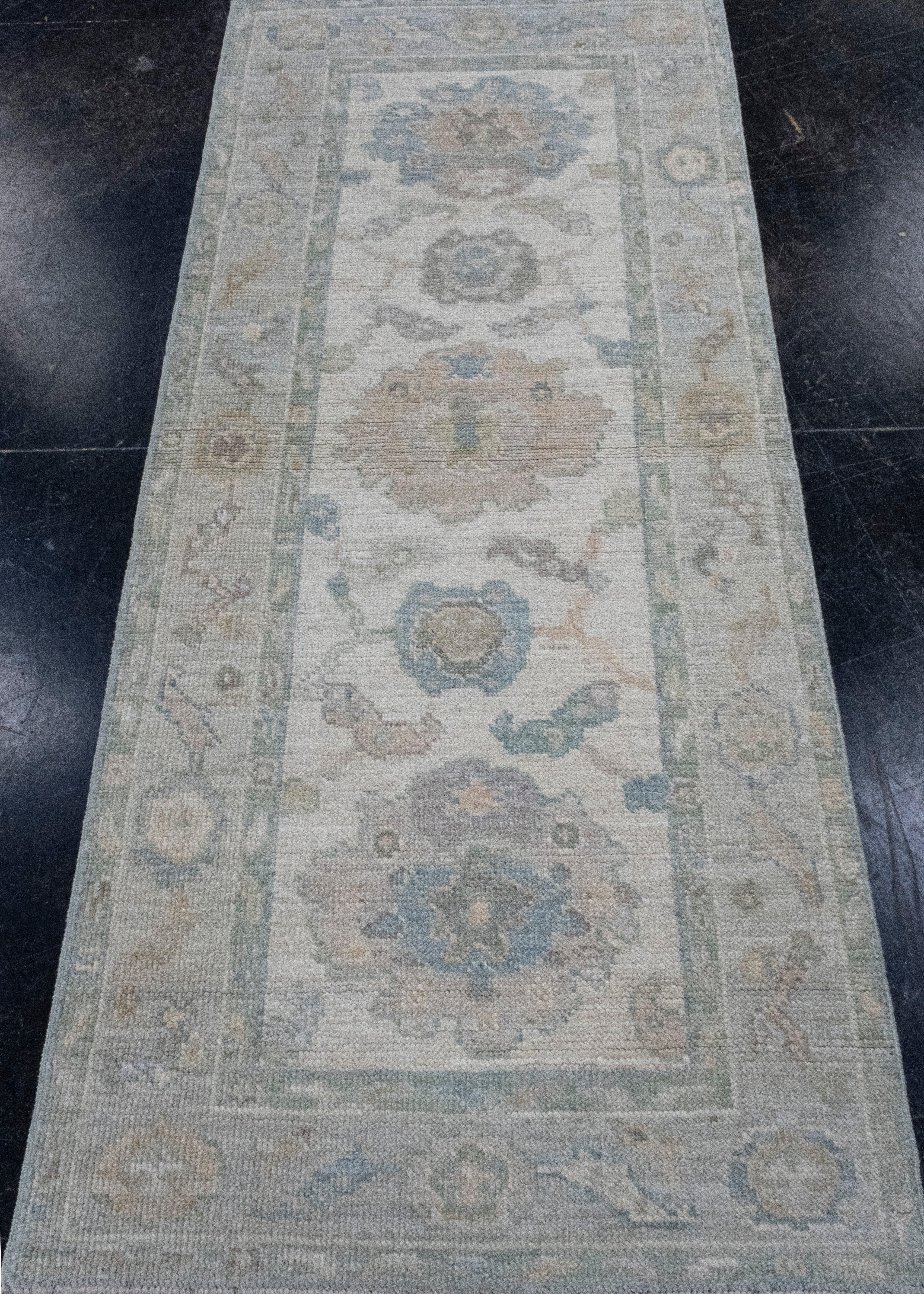 Turkish Oushak Rug 2'8