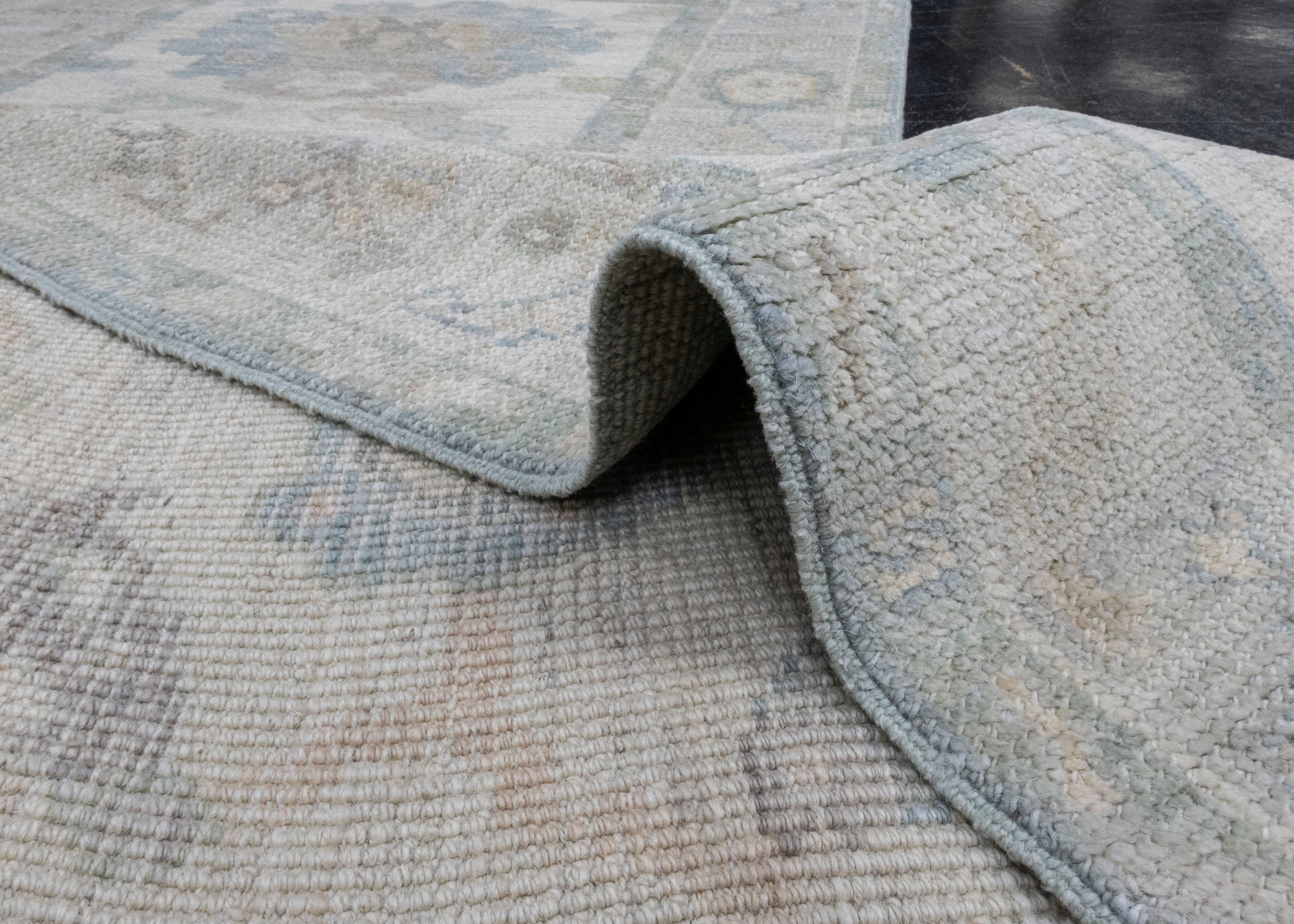 Turkish Oushak Rug 2'8