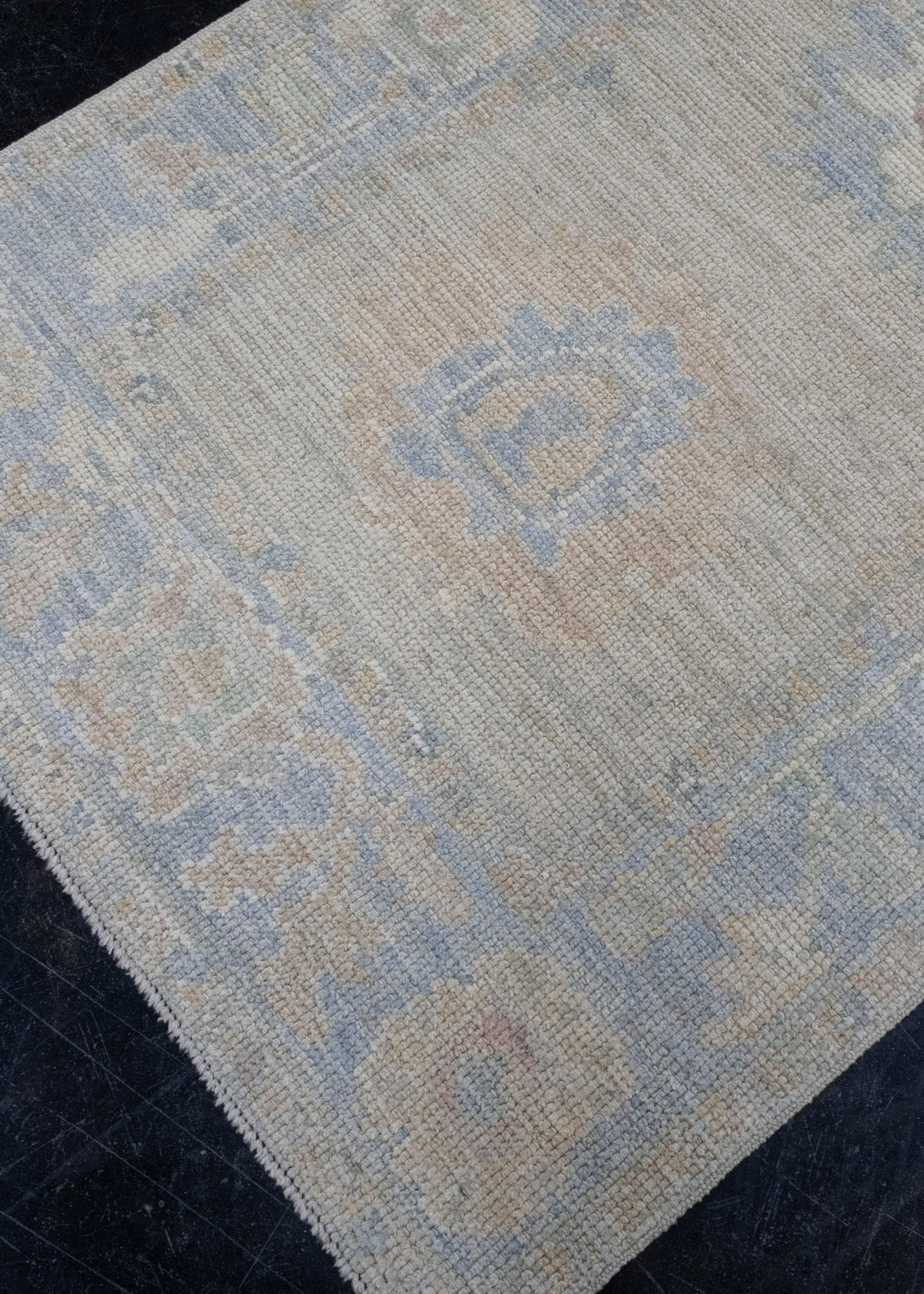 Turkish Oushak Rug 2'8