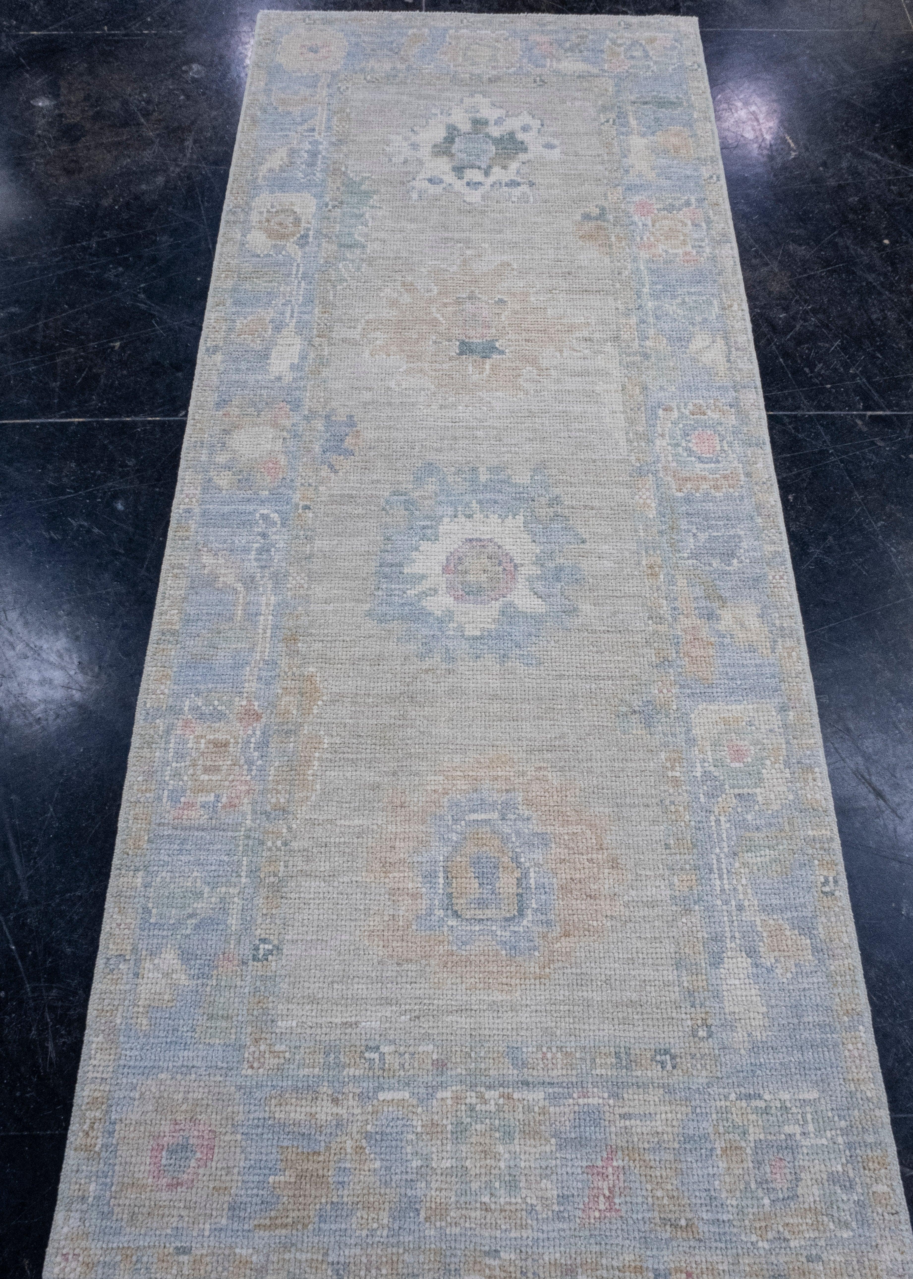 Turkish Oushak Rug 2'8