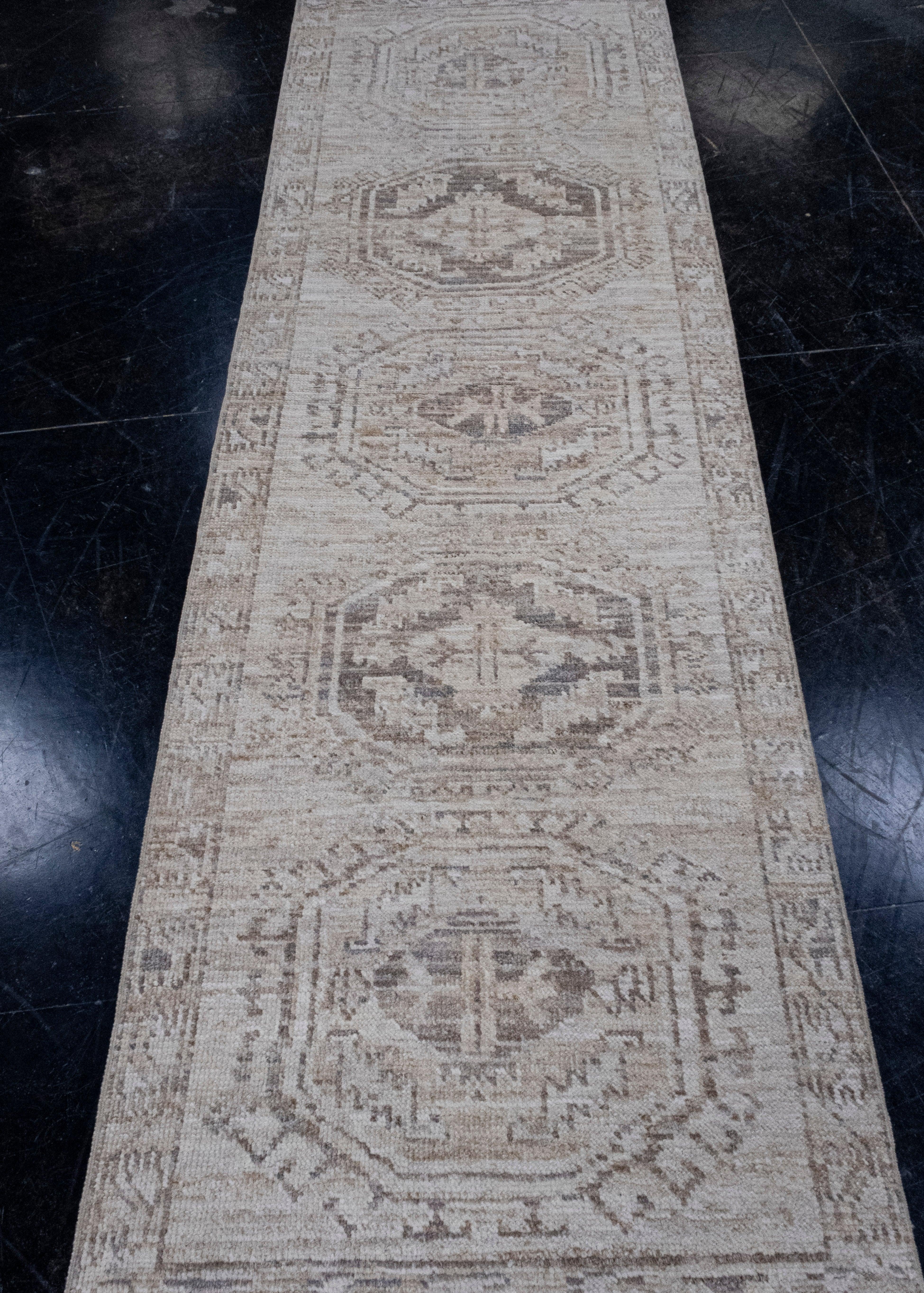 Turkish Oushak Rug 2'8